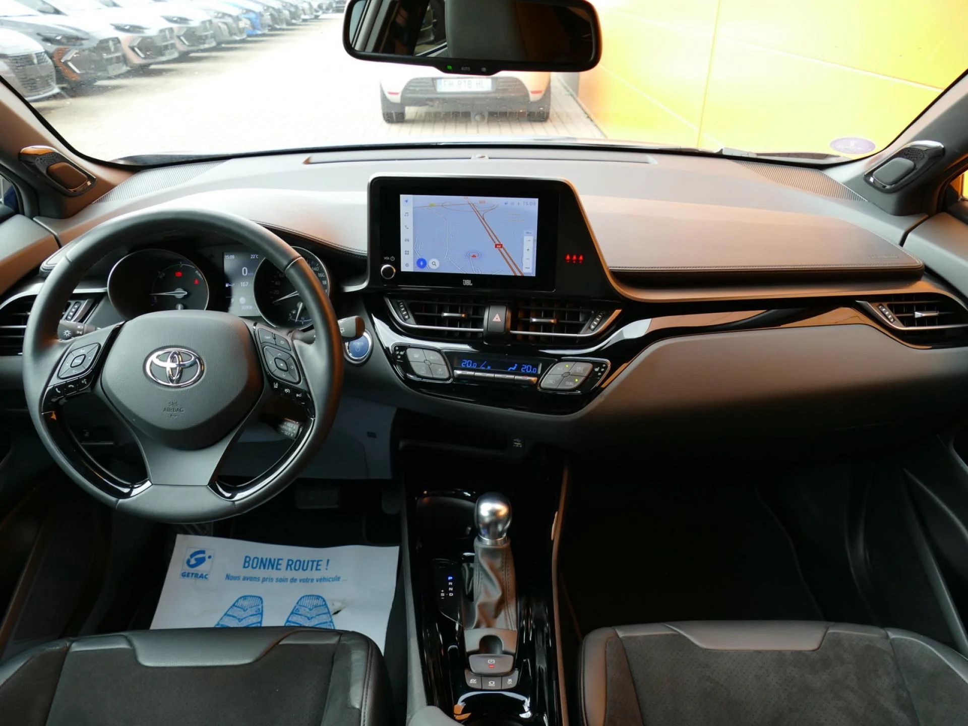 TOYOTA C-HR - Miniature 5 sur 34 - Cliquer pour voir cette photo
