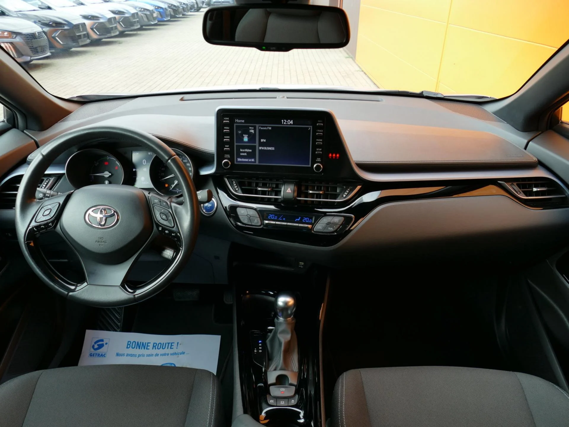 TOYOTA C-HR - Miniature 6 sur 32 - Cliquer pour voir cette photo