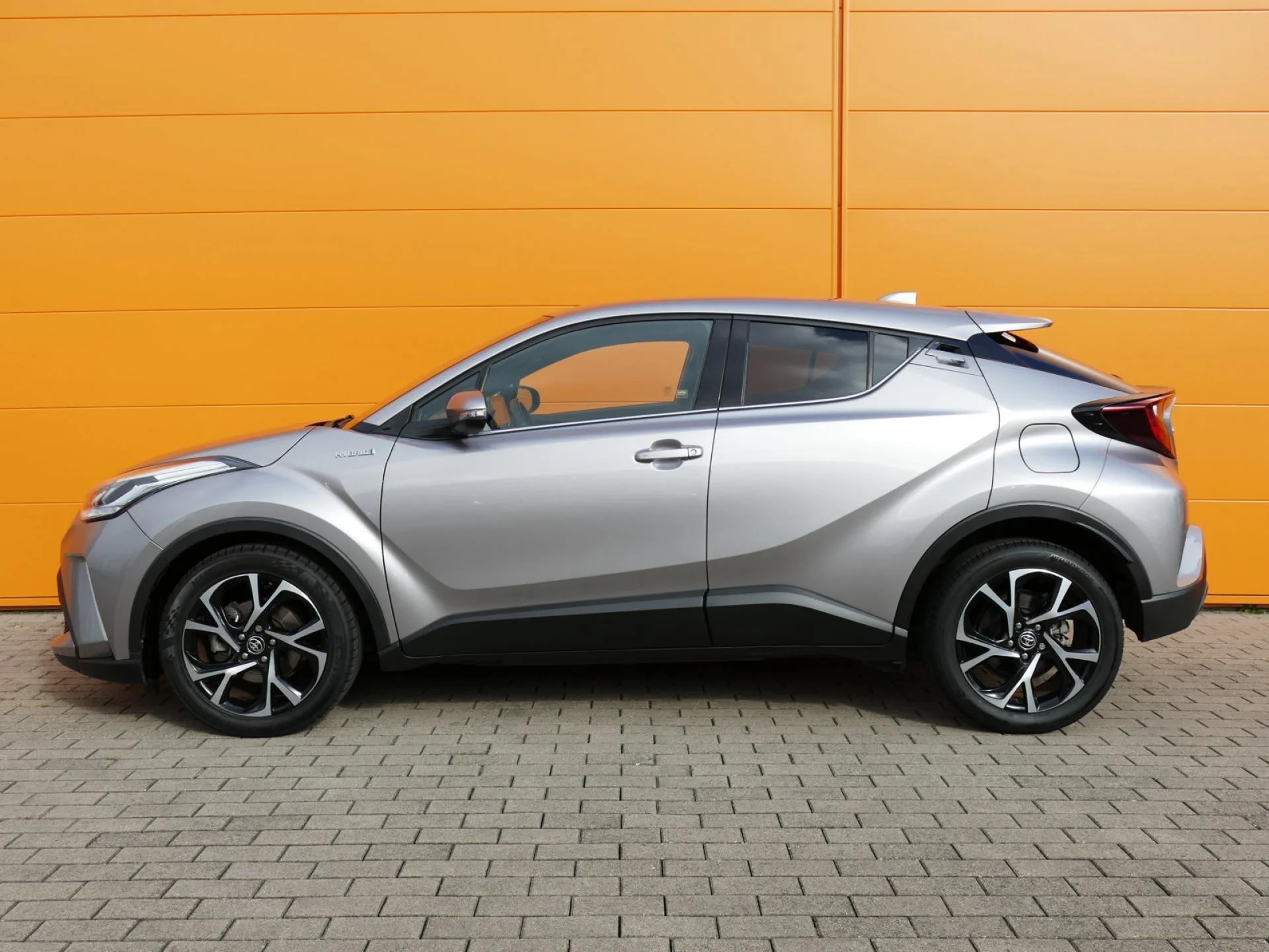 TOYOTA C-HR - Miniature 4 sur 32 - Cliquer pour voir cette photo