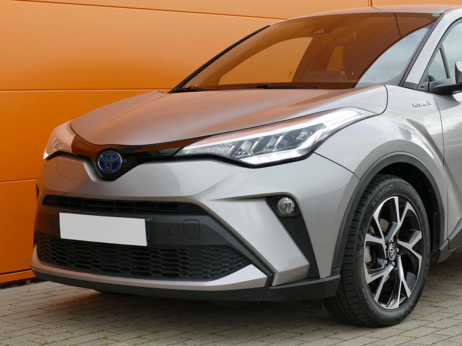 TOYOTA C-HR - Miniature 27 sur 32 - Cliquer pour voir cette photo
