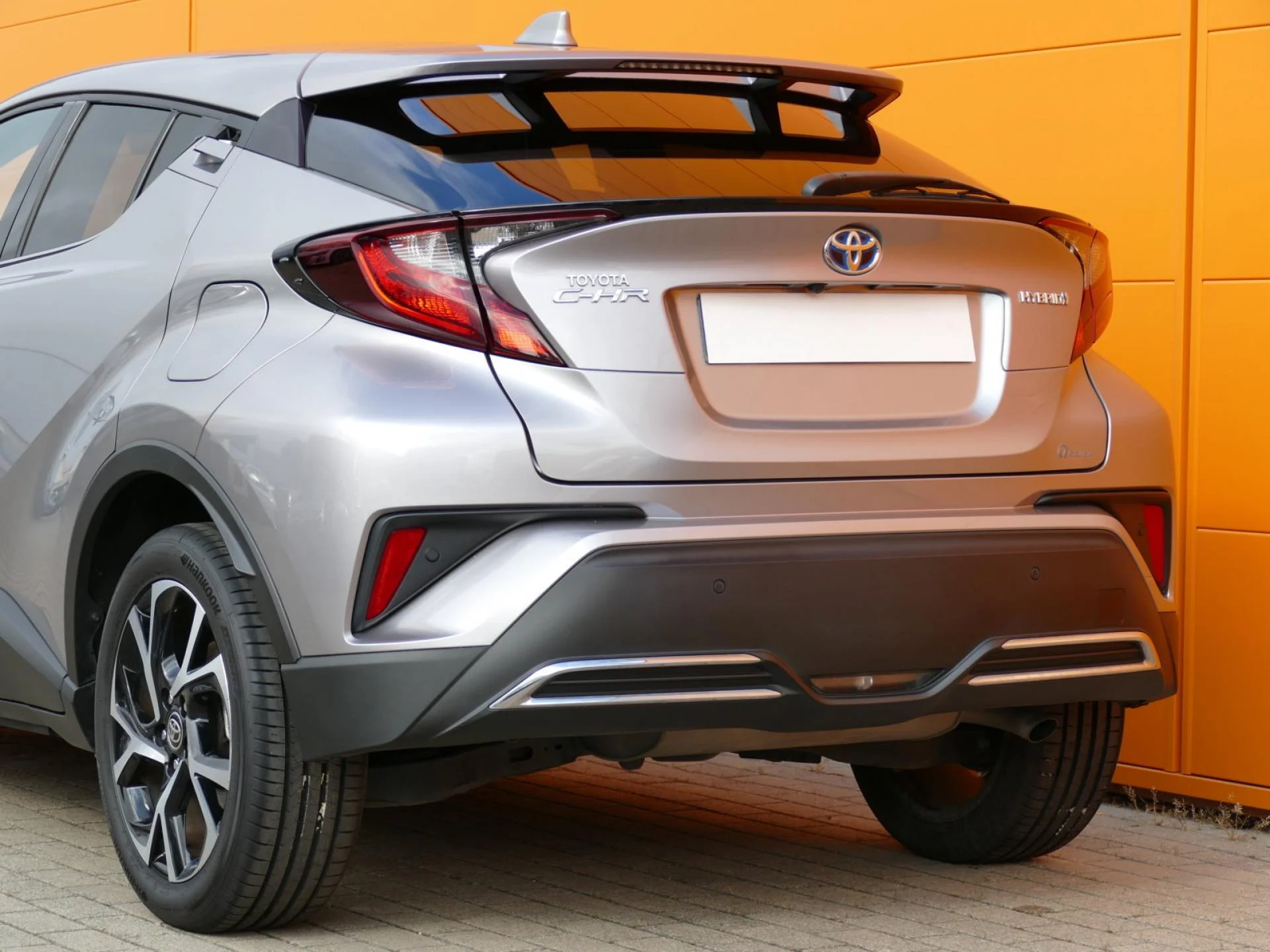 TOYOTA C-HR - Miniature 29 sur 32 - Cliquer pour voir cette photo
