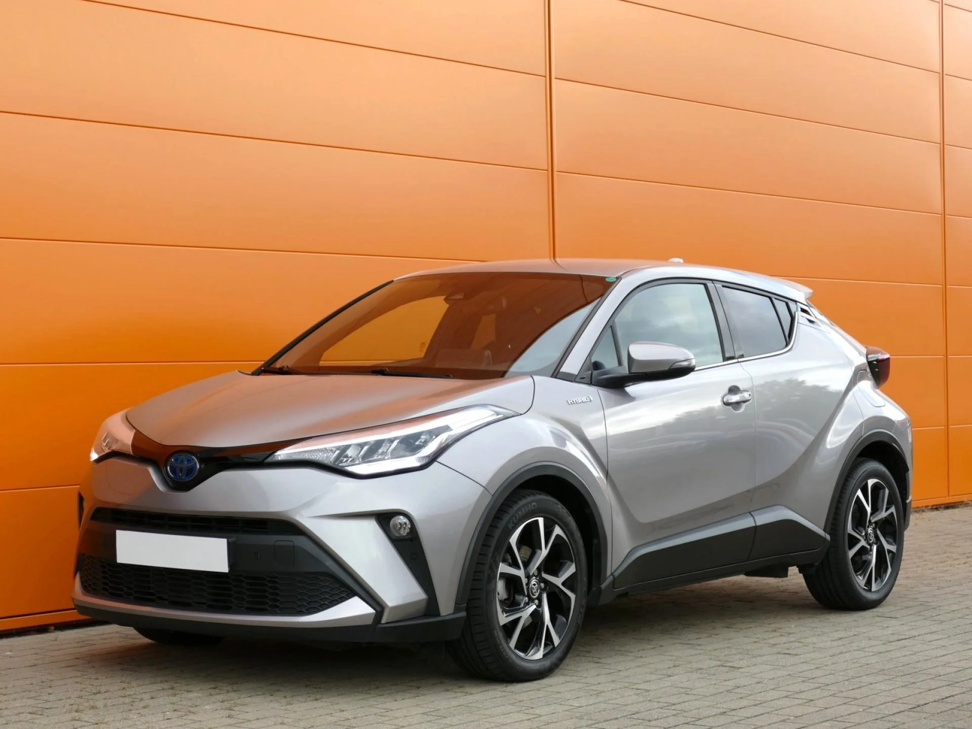 TOYOTA C-HR - Miniature 3 sur 32 - Cliquer pour voir cette photo