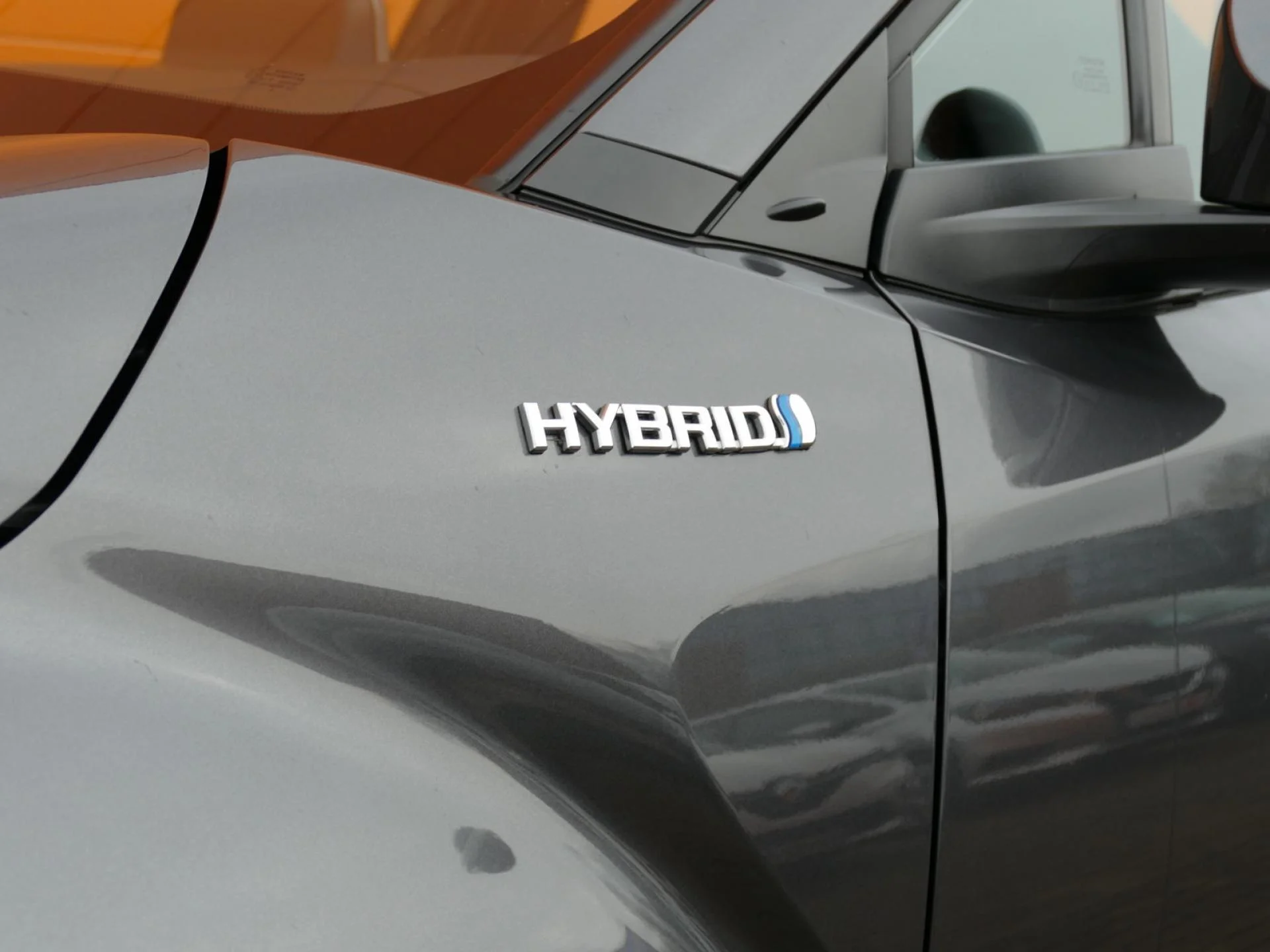 TOYOTA C-HR - Miniature 27 sur 32 - Cliquer pour voir cette photo