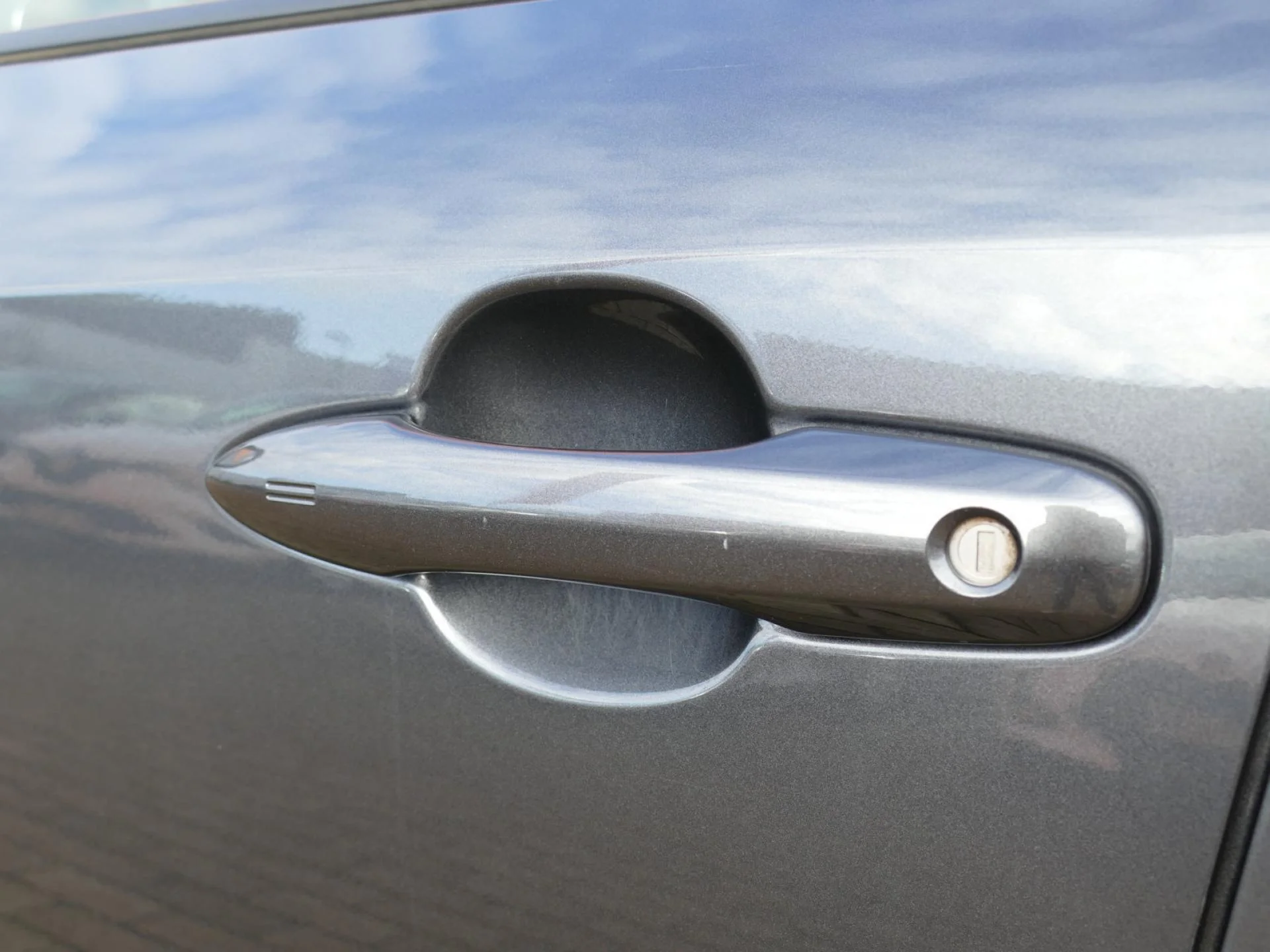 TOYOTA COROLLA TOURING SPORT - Miniature 27 sur 33 - Cliquer pour voir cette photo