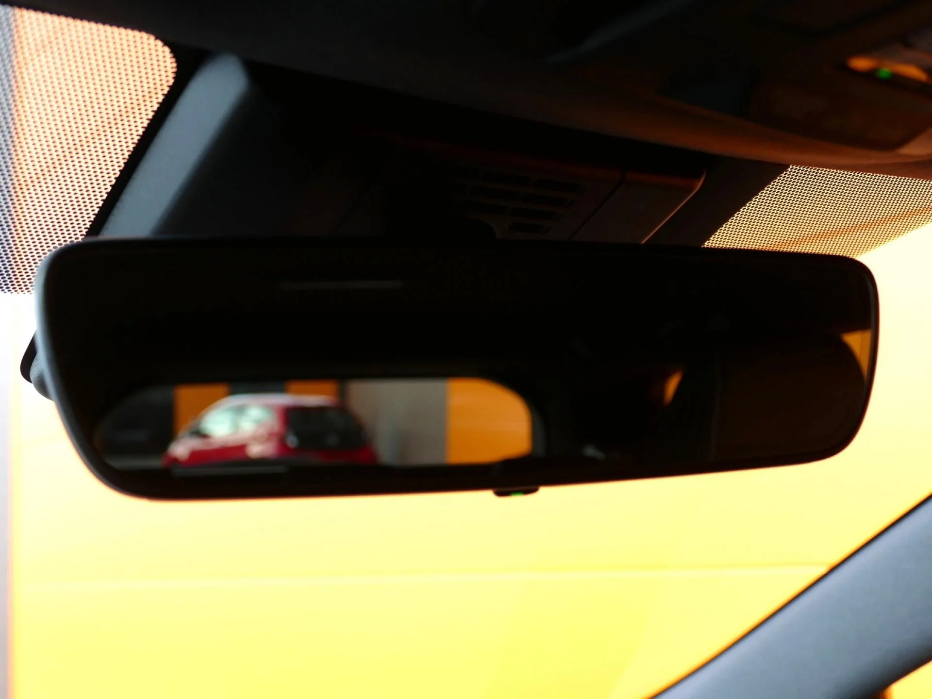 TOYOTA COROLLA TOURING SPORT - Miniature 23 sur 33 - Cliquer pour voir cette photo