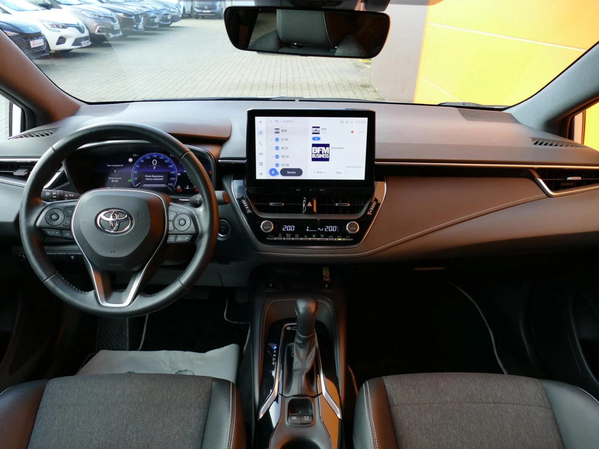 TOYOTA COROLLA - Miniature 5 sur 32 - Cliquer pour voir cette photo