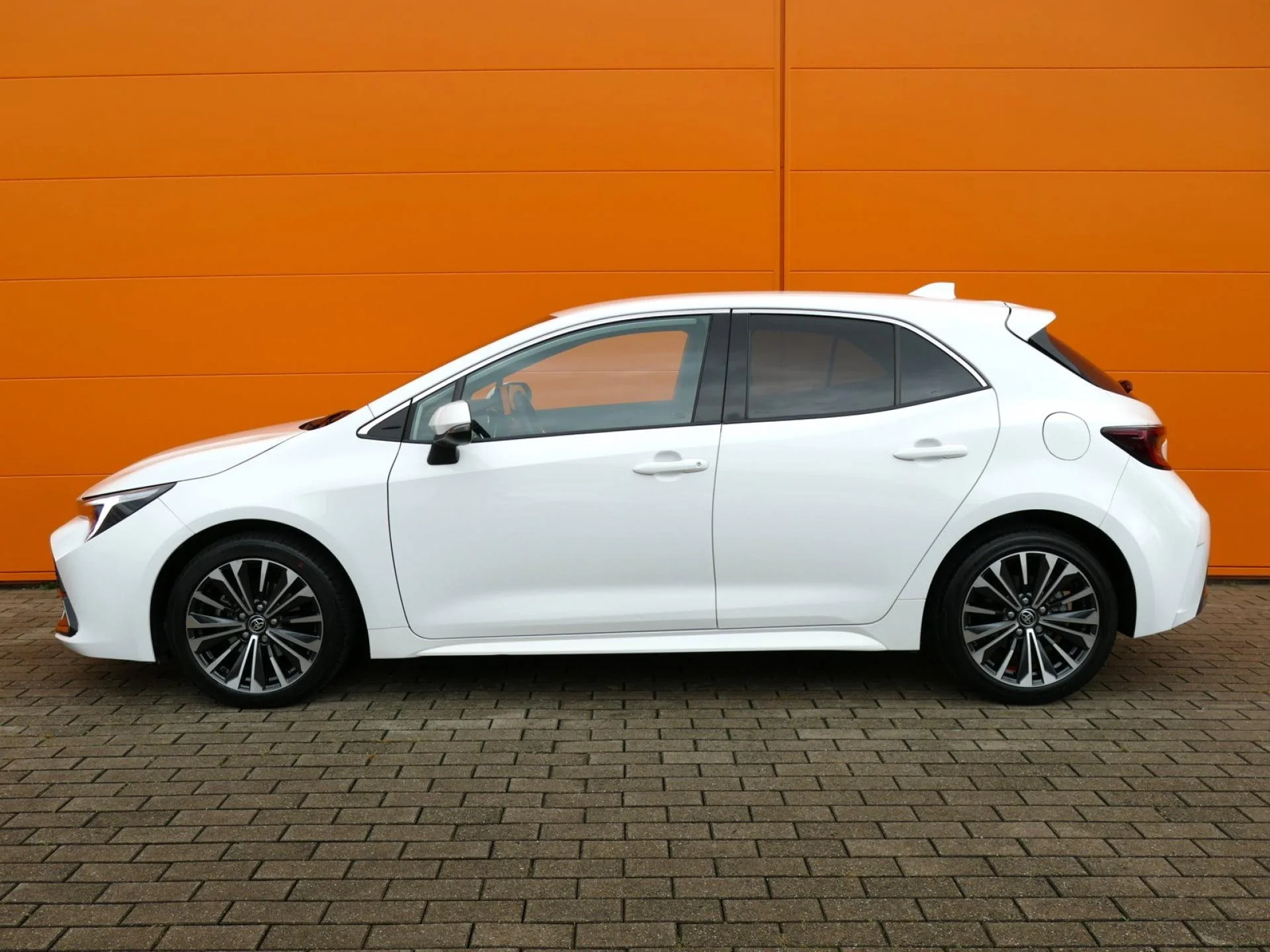 TOYOTA COROLLA - Miniature 3 sur 32 - Cliquer pour voir cette photo