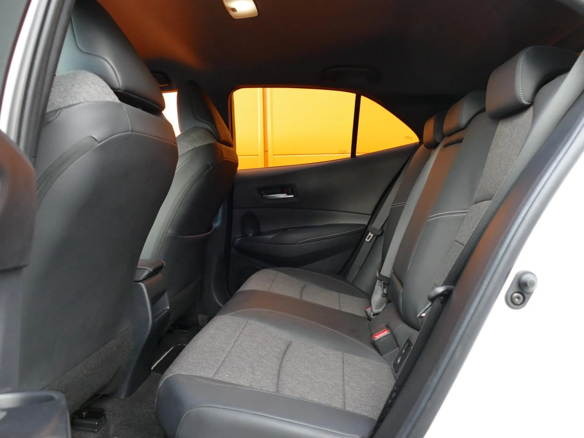 TOYOTA COROLLA - Miniature 7 sur 32 - Cliquer pour voir cette photo