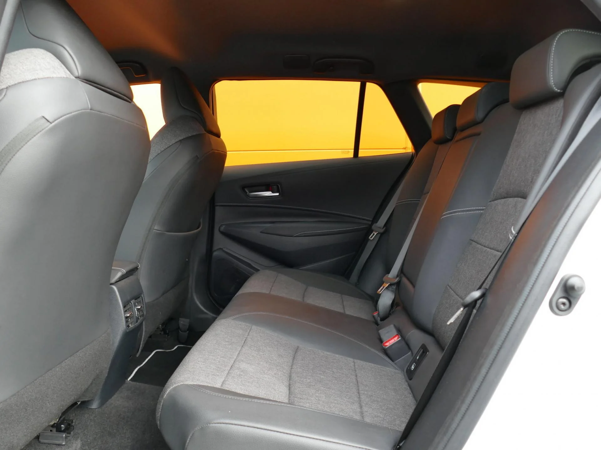 TOYOTA COROLLA - Miniature 8 sur 33 - Cliquer pour voir cette photo