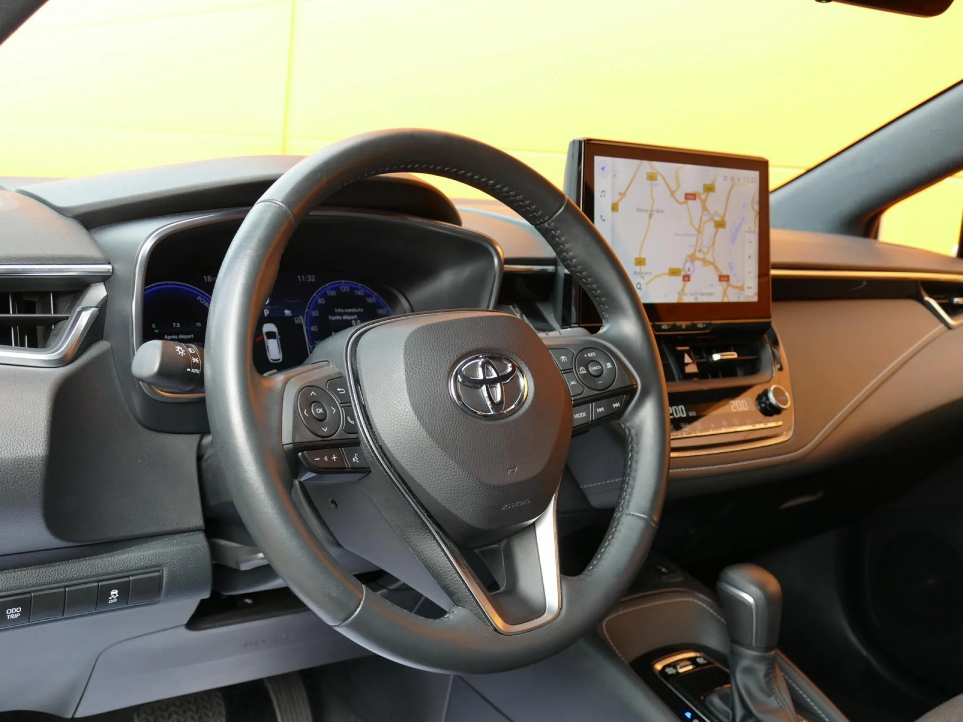 TOYOTA COROLLA - Miniature 14 sur 33 - Cliquer pour voir cette photo