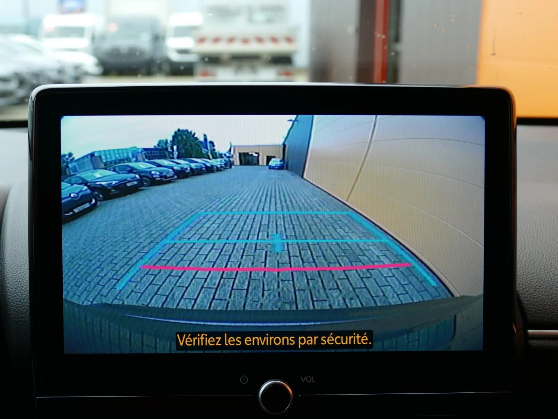 TOYOTA YARIS CROSS - Miniature 10 sur 33 - Cliquer pour voir cette photo