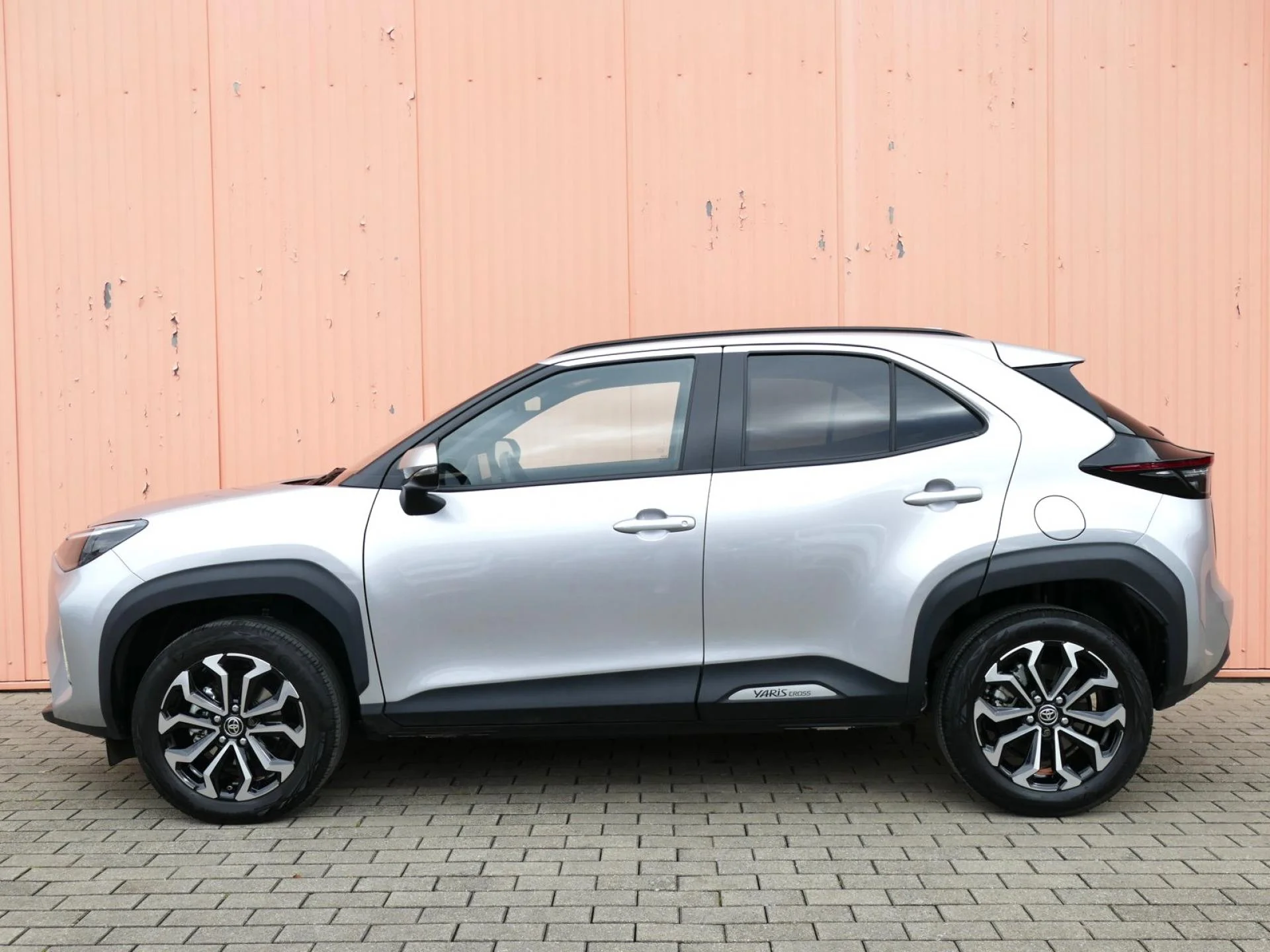 TOYOTA YARIS CROSS - Miniature 3 sur 33 - Cliquer pour voir cette photo