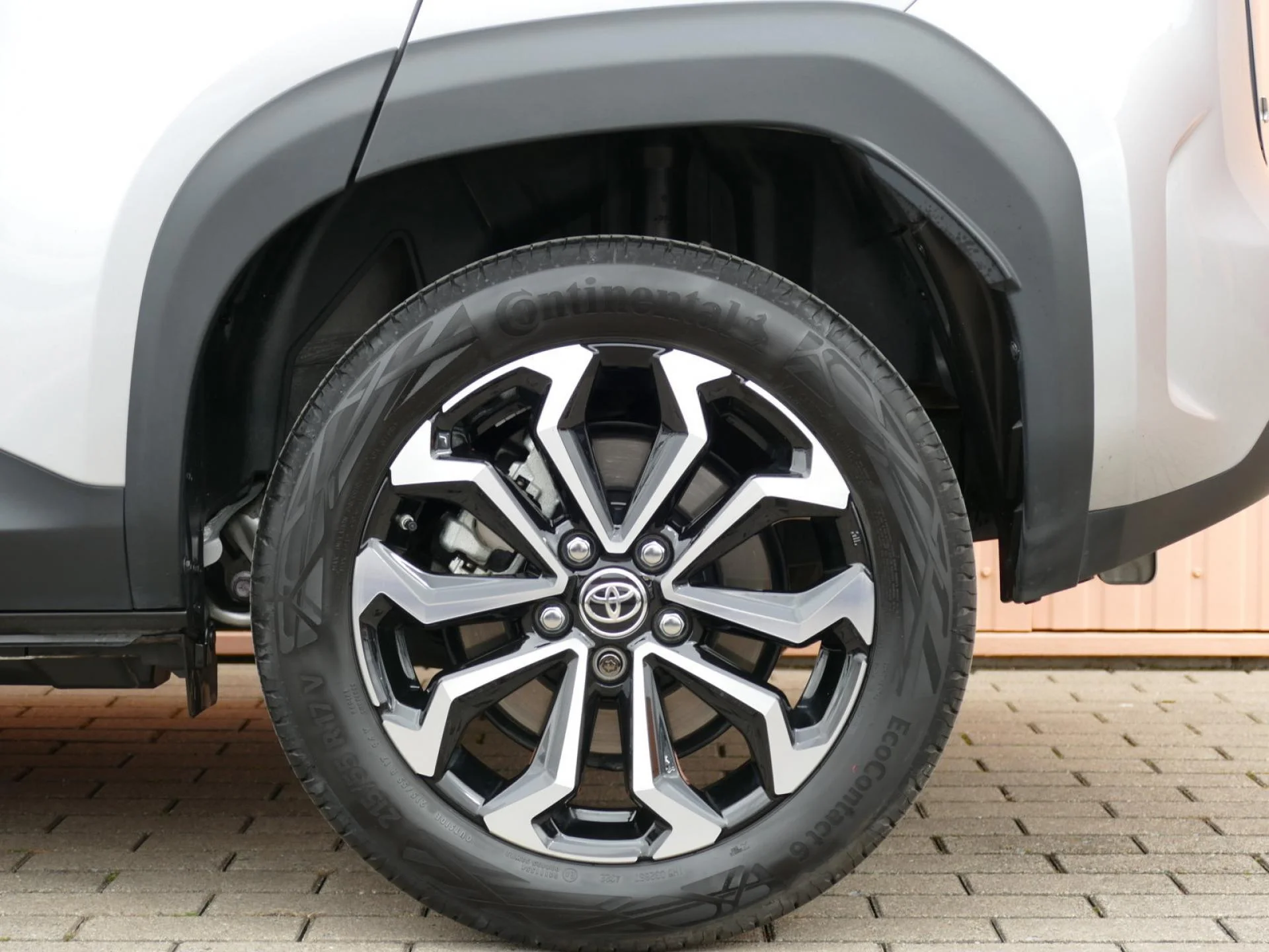 TOYOTA YARIS CROSS - Miniature 33 sur 33 - Cliquer pour voir cette photo
