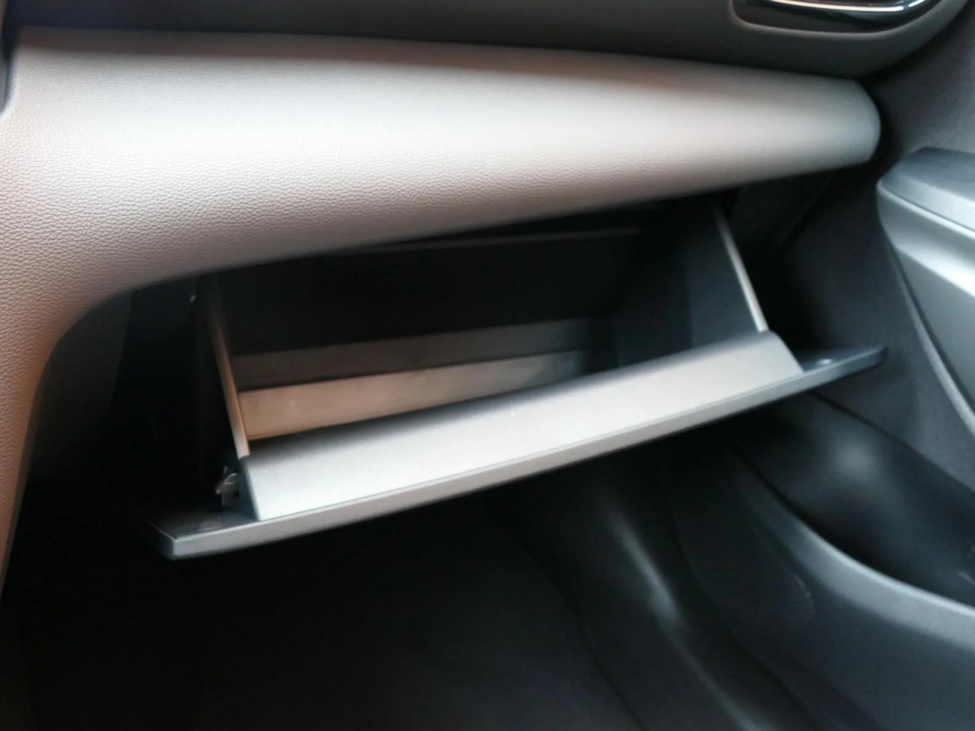 TOYOTA YARIS CROSS - Miniature 25 sur 33 - Cliquer pour voir cette photo