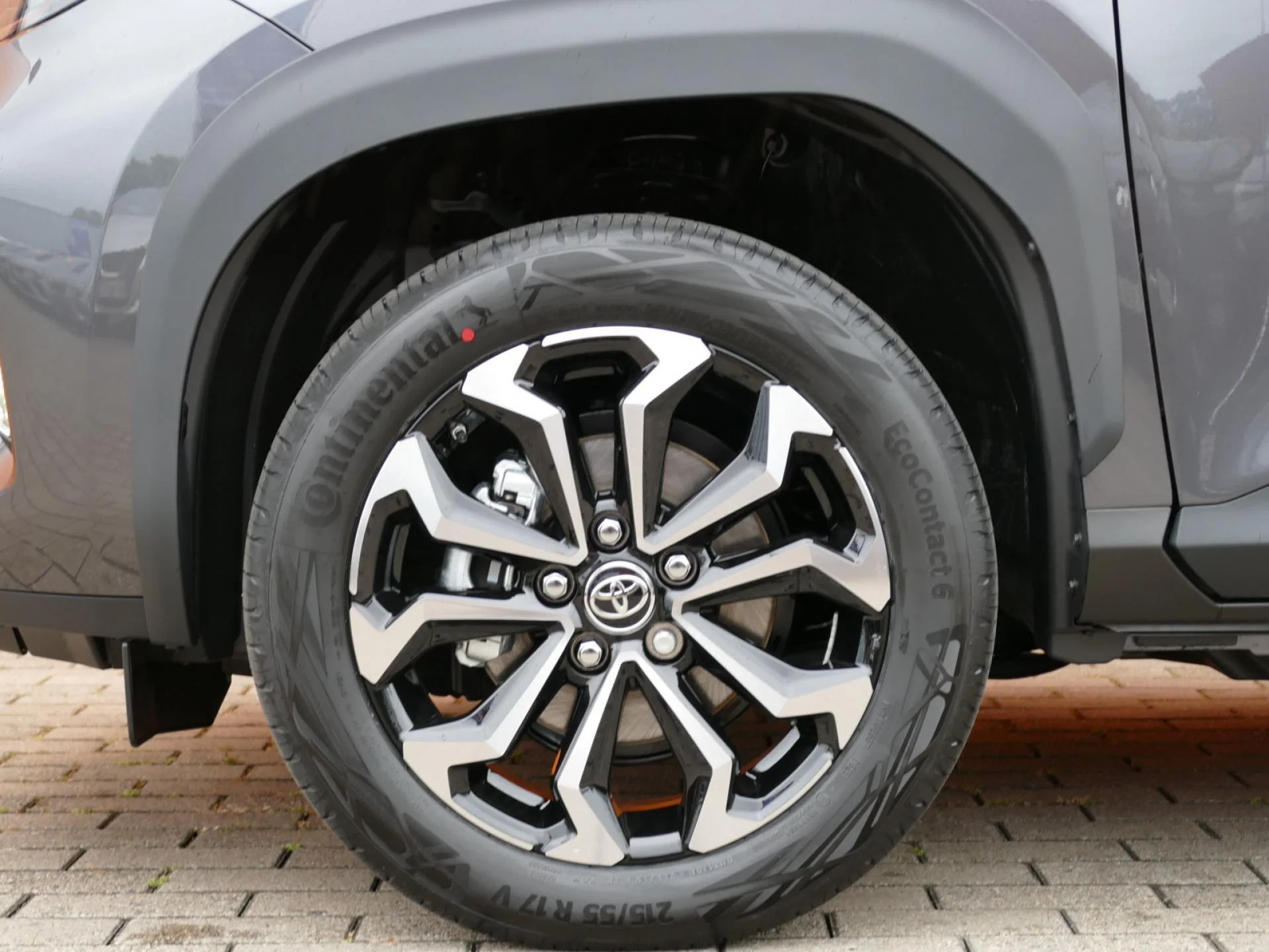 TOYOTA YARIS CROSS - Miniature 34 sur 35 - Cliquer pour voir cette photo
