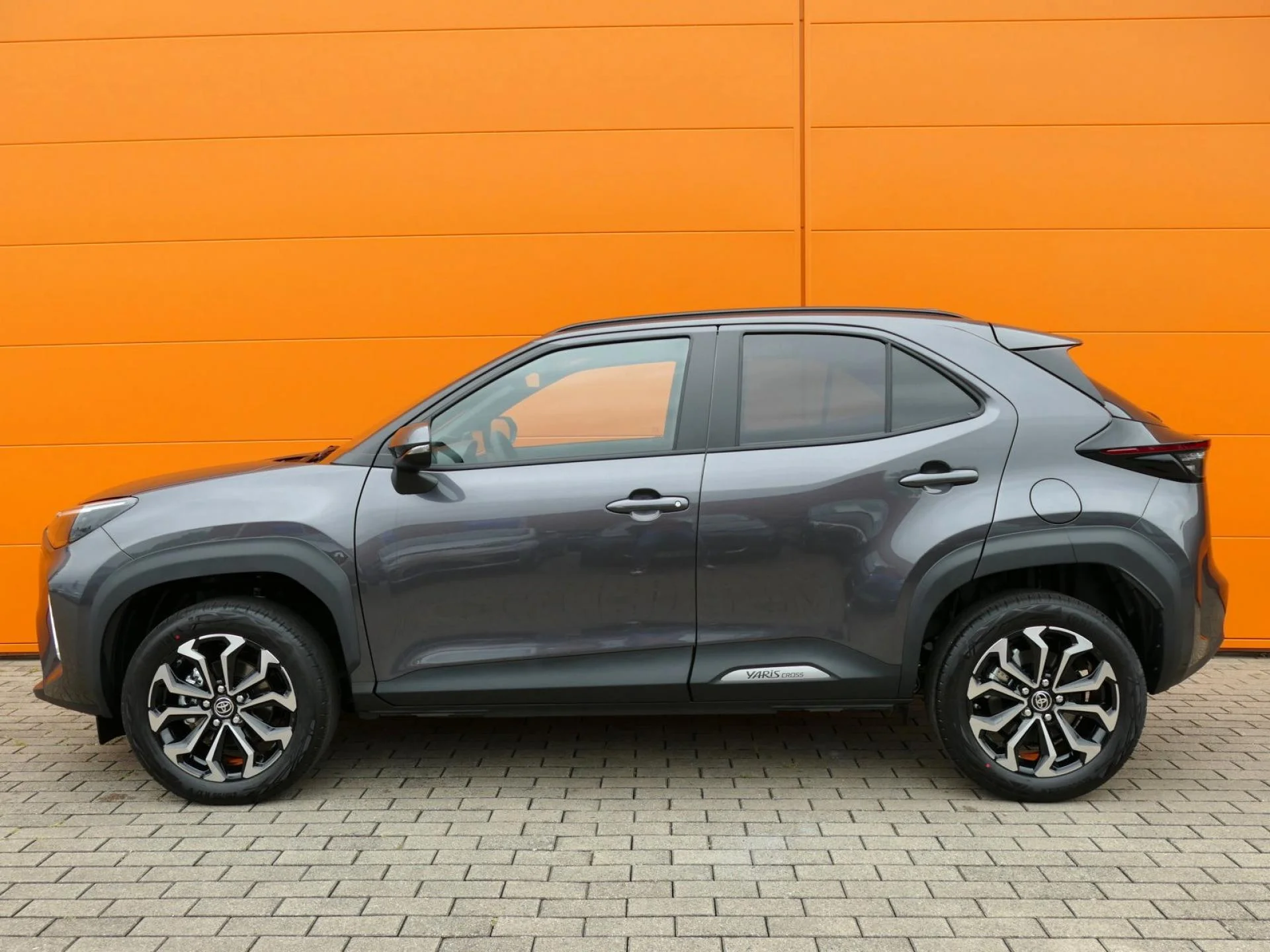 TOYOTA YARIS CROSS - Miniature 3 sur 35 - Cliquer pour voir cette photo