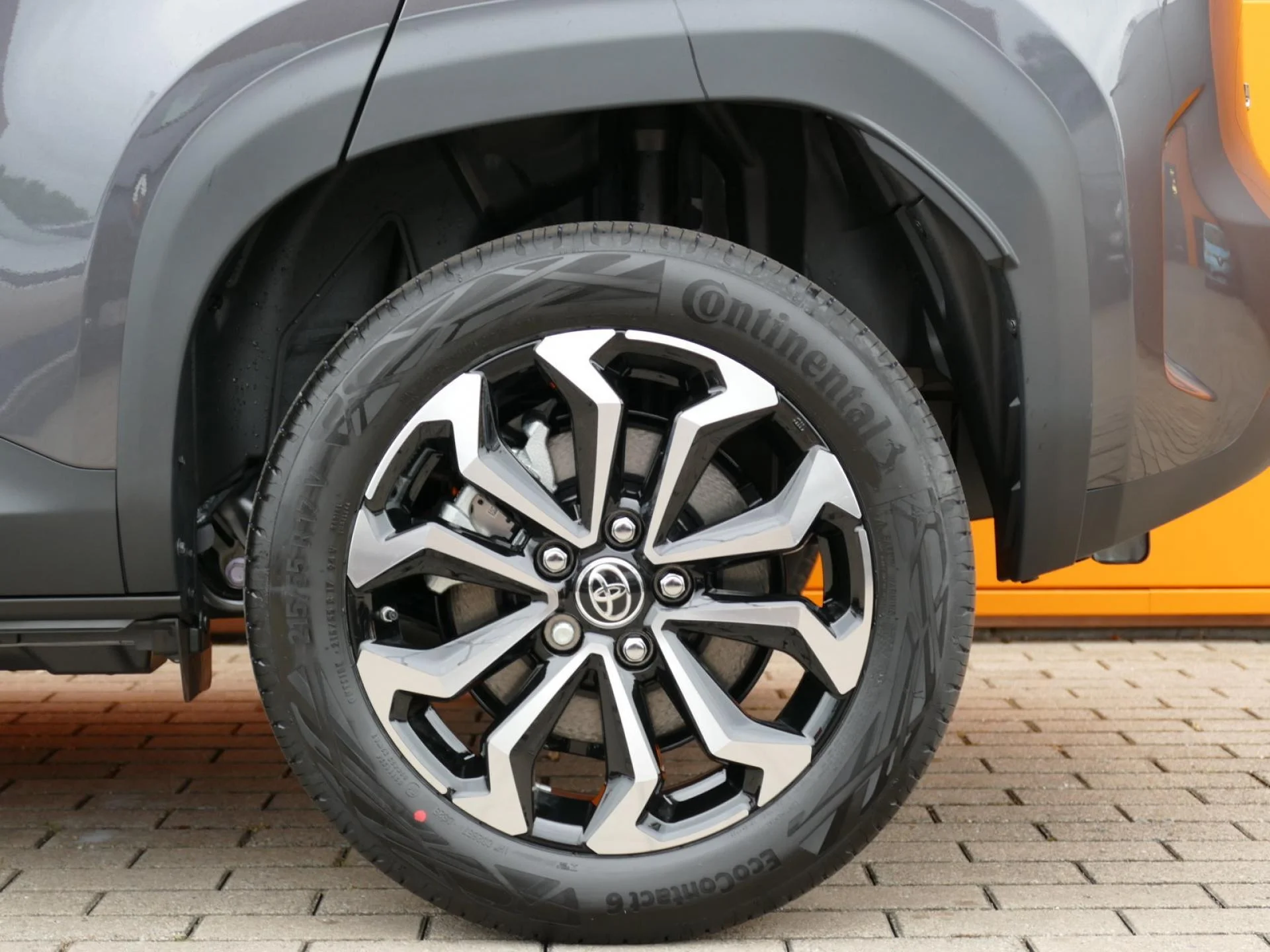 TOYOTA YARIS CROSS - Miniature 35 sur 35 - Cliquer pour voir cette photo