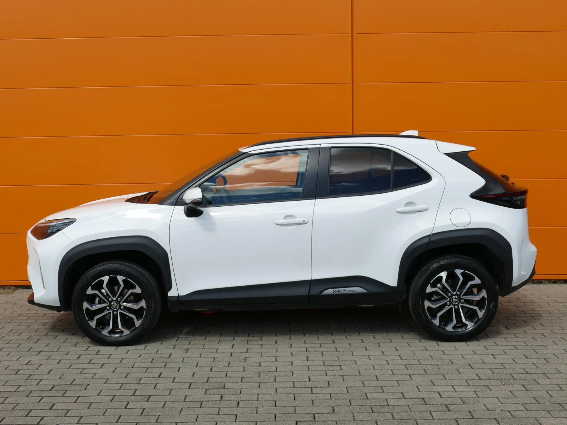 TOYOTA YARIS CROSS - Miniature 3 sur 32 - Cliquer pour voir cette photo