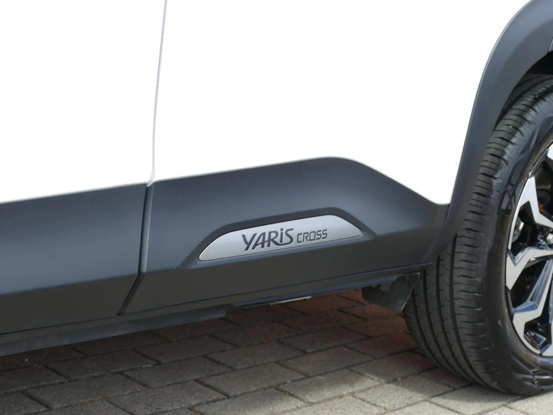 TOYOTA YARIS CROSS - Miniature 27 sur 32 - Cliquer pour voir cette photo