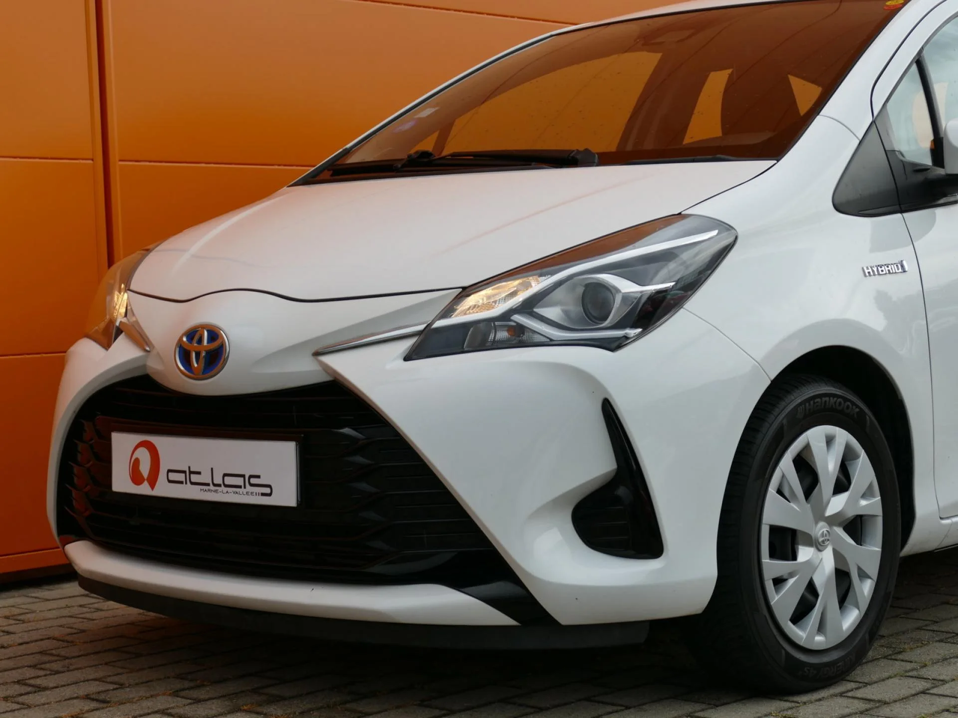 TOYOTA YARIS - Miniature 26 sur 32 - Cliquer pour voir cette photo