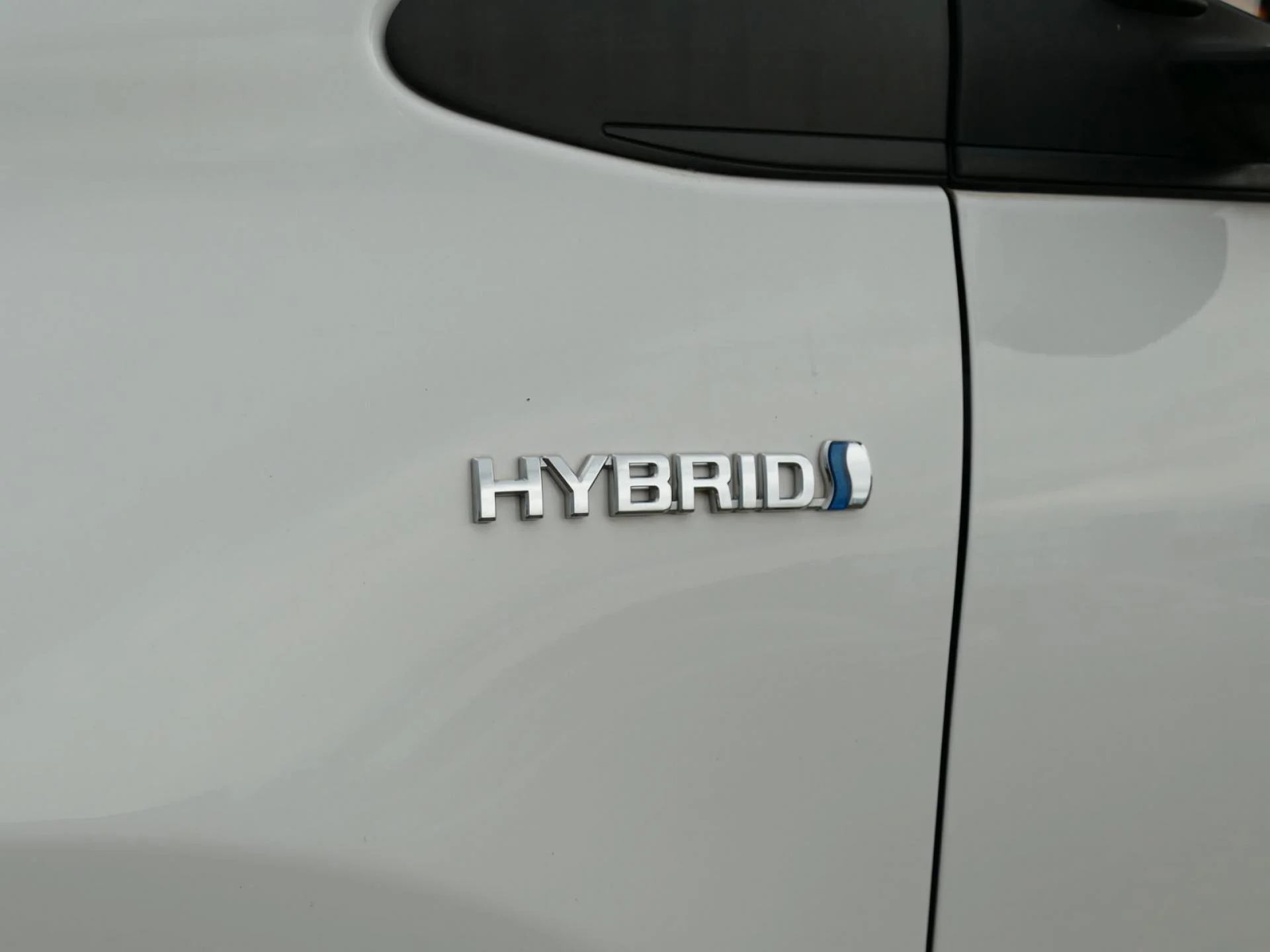 TOYOTA YARIS - Miniature 25 sur 32 - Cliquer pour voir cette photo