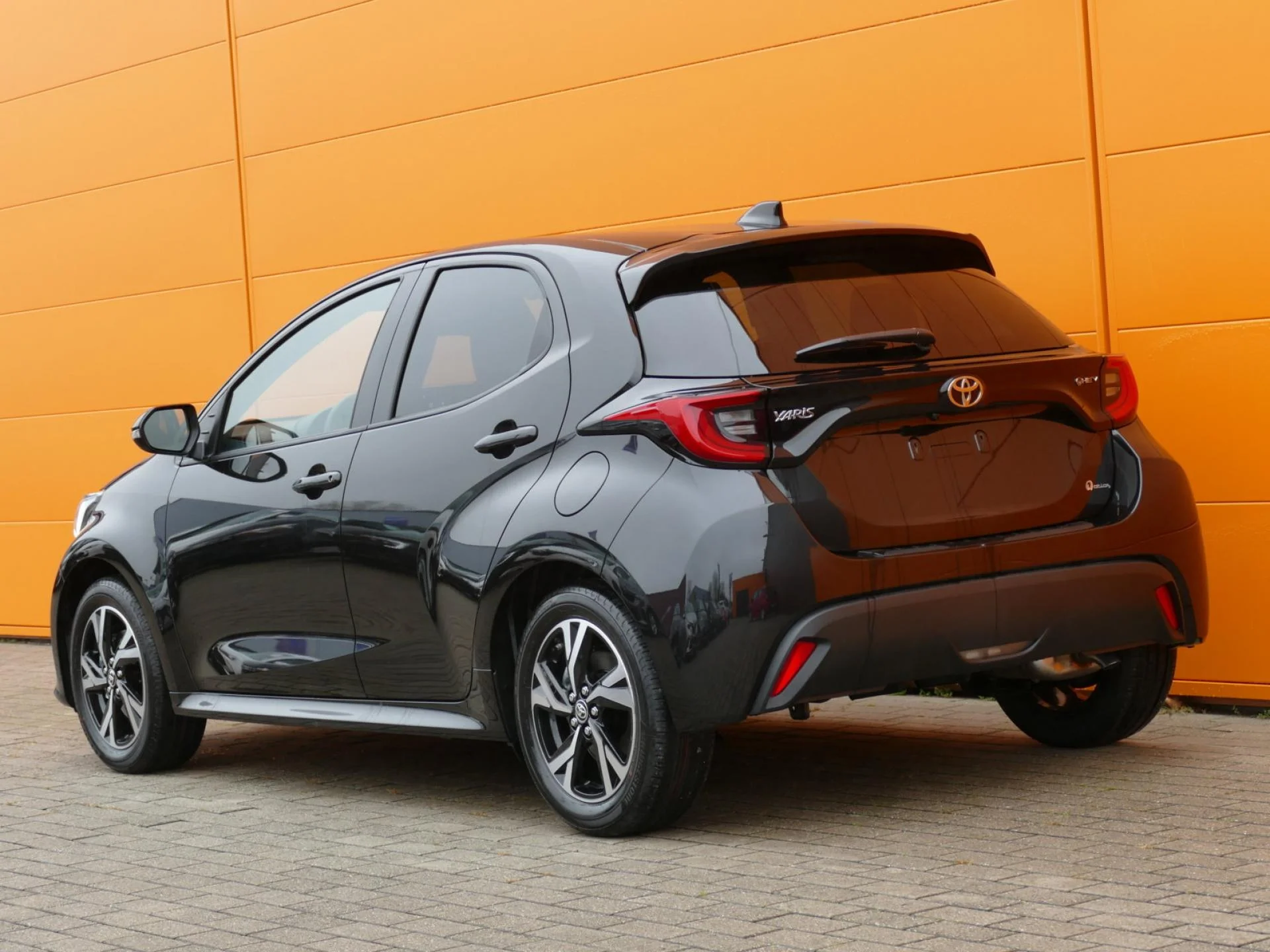 TOYOTA YARIS - Miniature 4 sur 32 - Cliquer pour voir cette photo