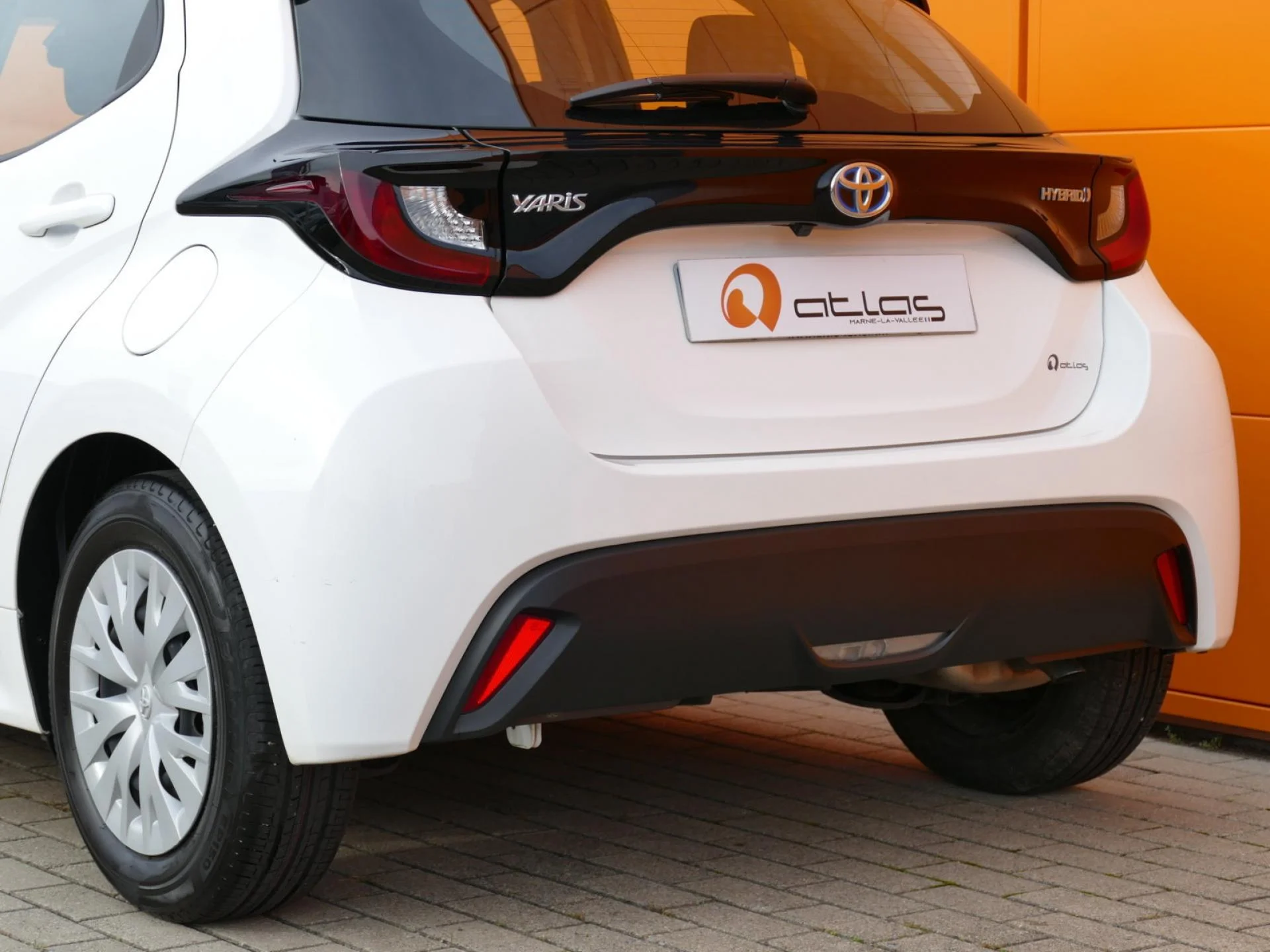 TOYOTA YARIS - Miniature 28 sur 32 - Cliquer pour voir cette photo