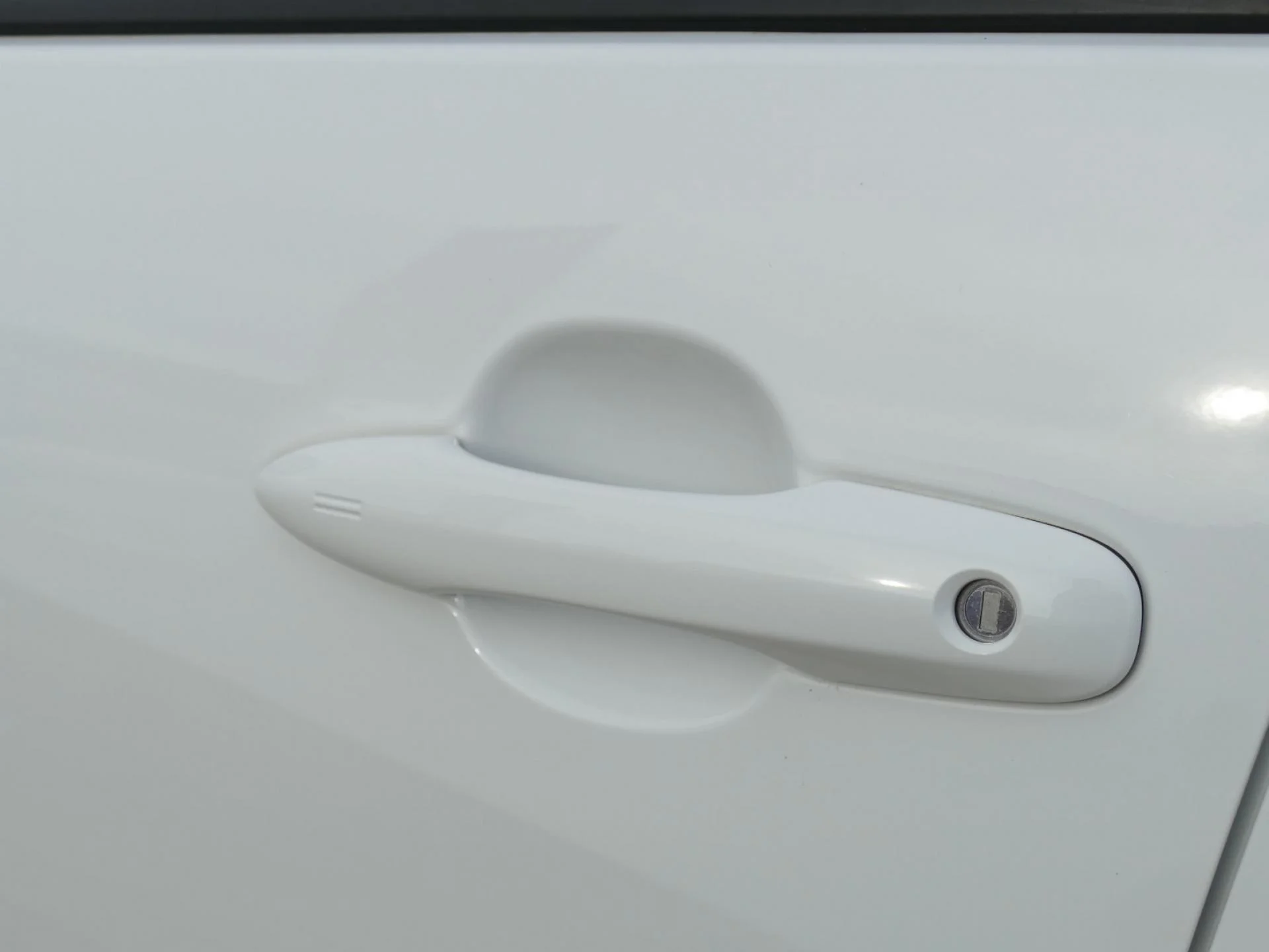 TOYOTA YARIS - Miniature 25 sur 32 - Cliquer pour voir cette photo