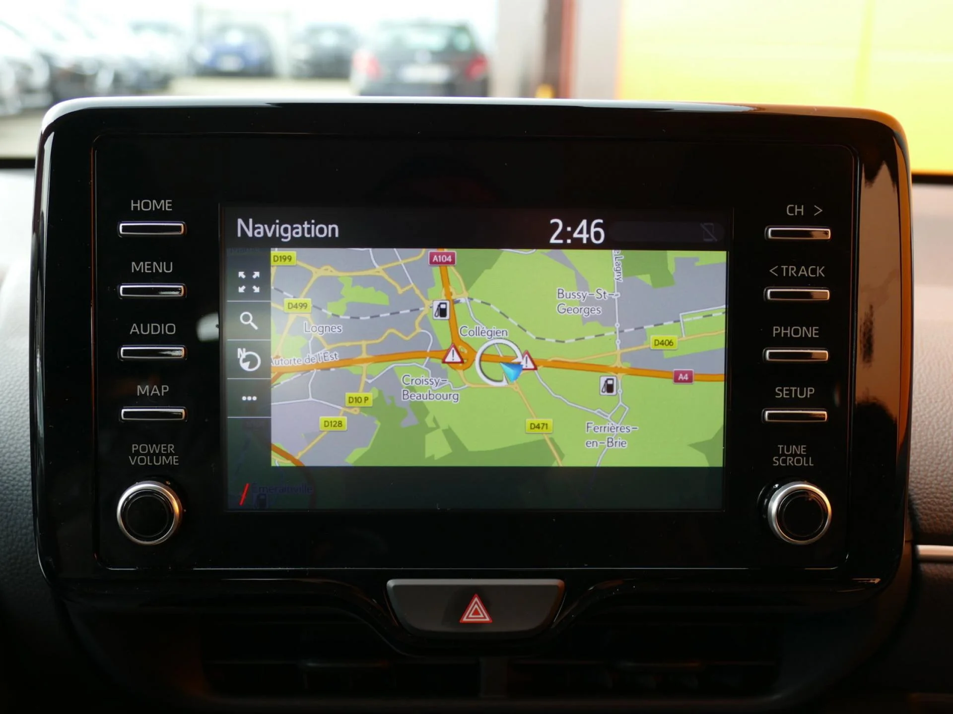 TOYOTA YARIS - Miniature 9 sur 32 - Cliquer pour voir cette photo