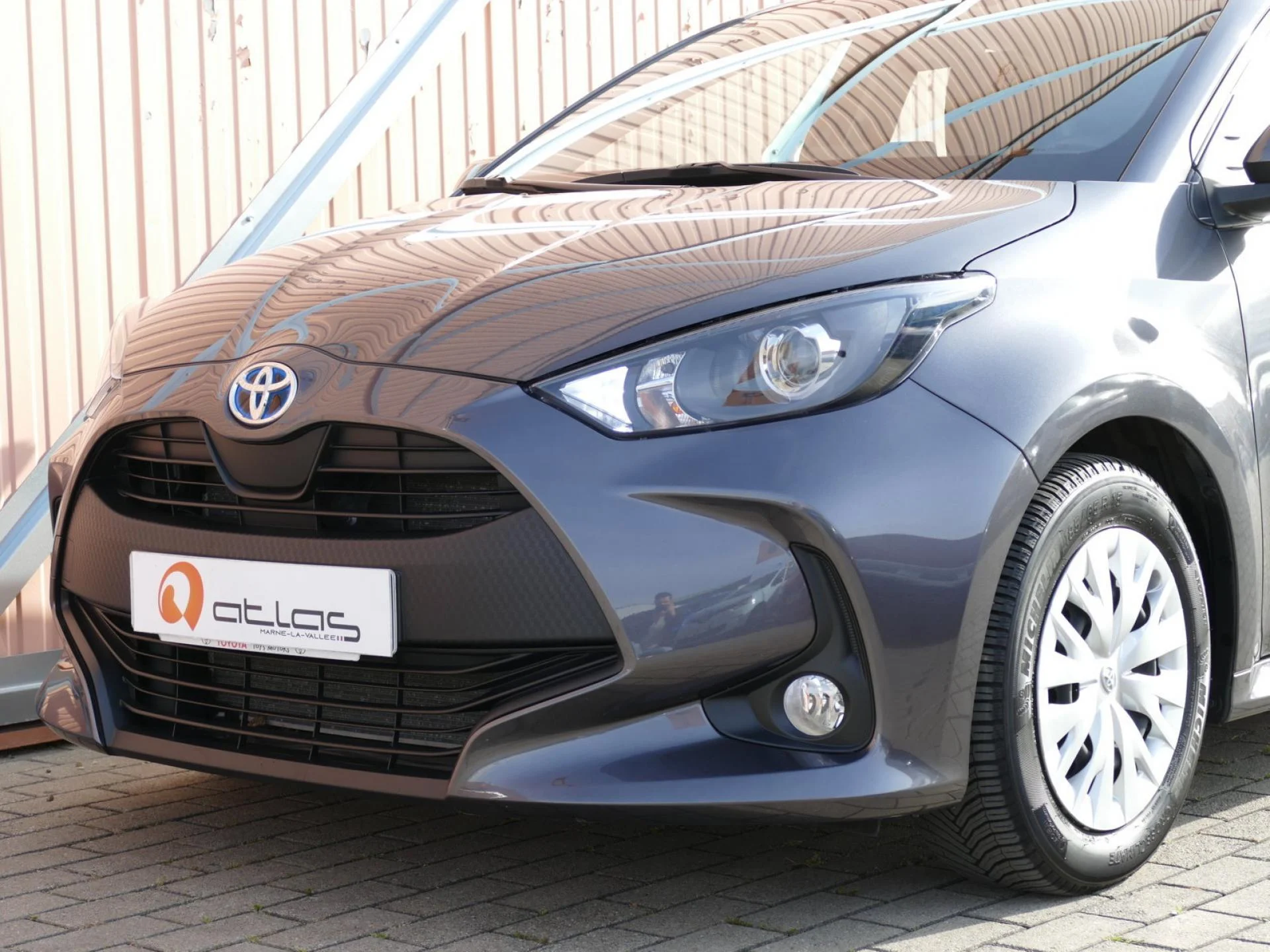 TOYOTA YARIS - Miniature 24 sur 29 - Cliquer pour voir cette photo