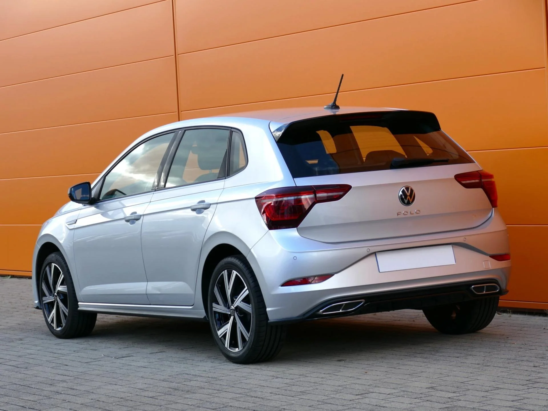 VOLKSWAGEN POLO - Miniature 5 sur 32 - Cliquer pour voir cette photo