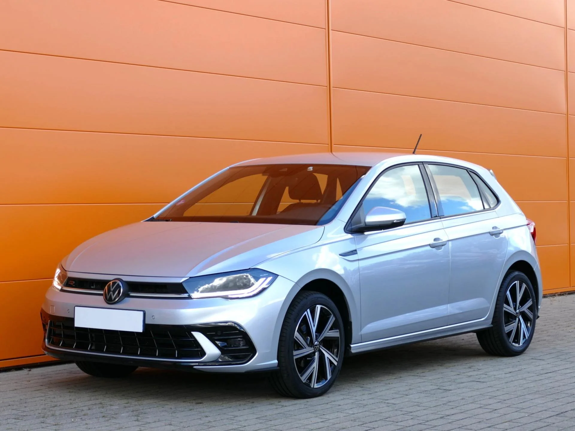 VOLKSWAGEN POLO - Miniature 3 sur 32 - Cliquer pour voir cette photo