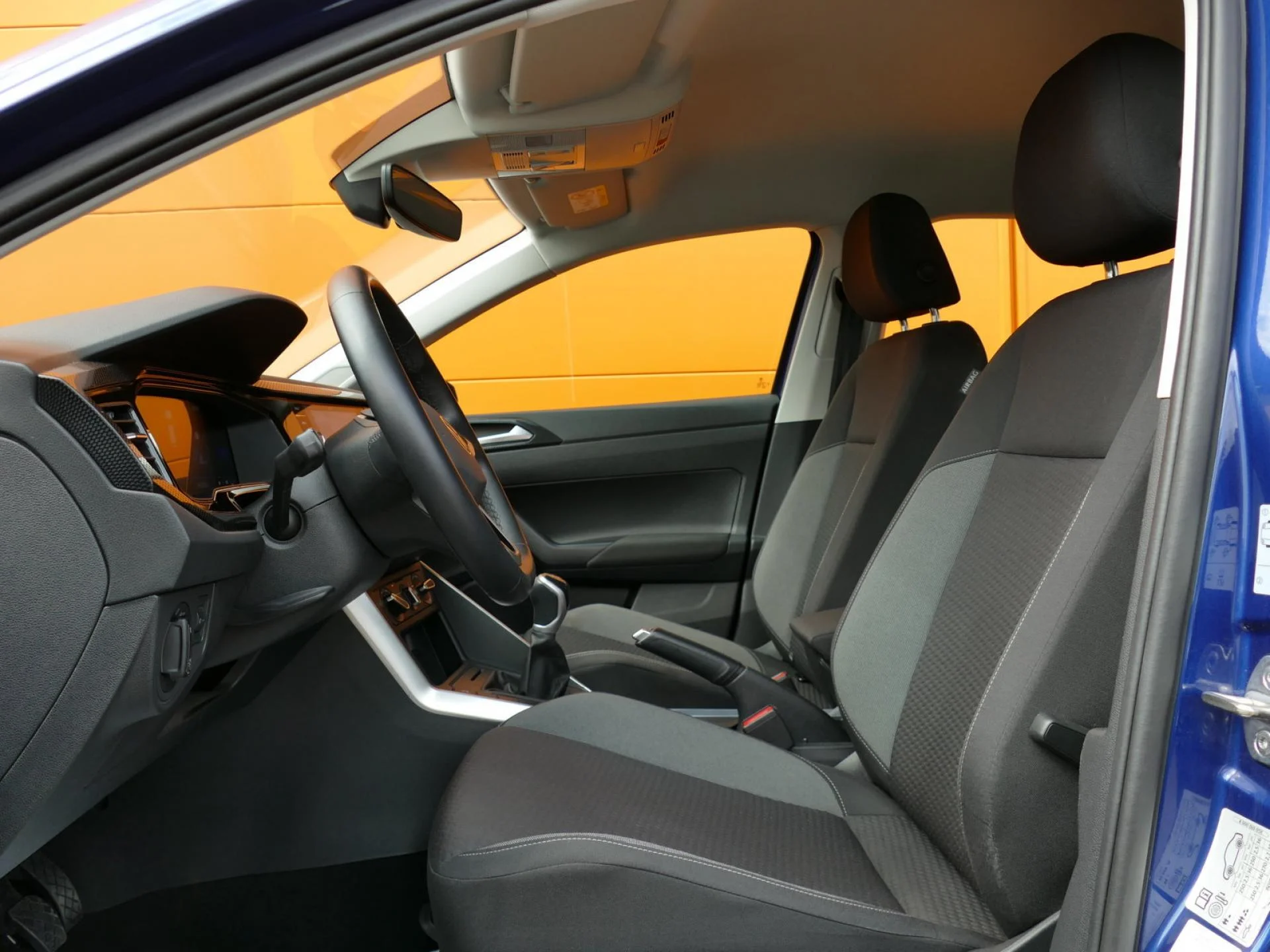 VOLKSWAGEN POLO - Miniature 6 sur 32 - Cliquer pour voir cette photo