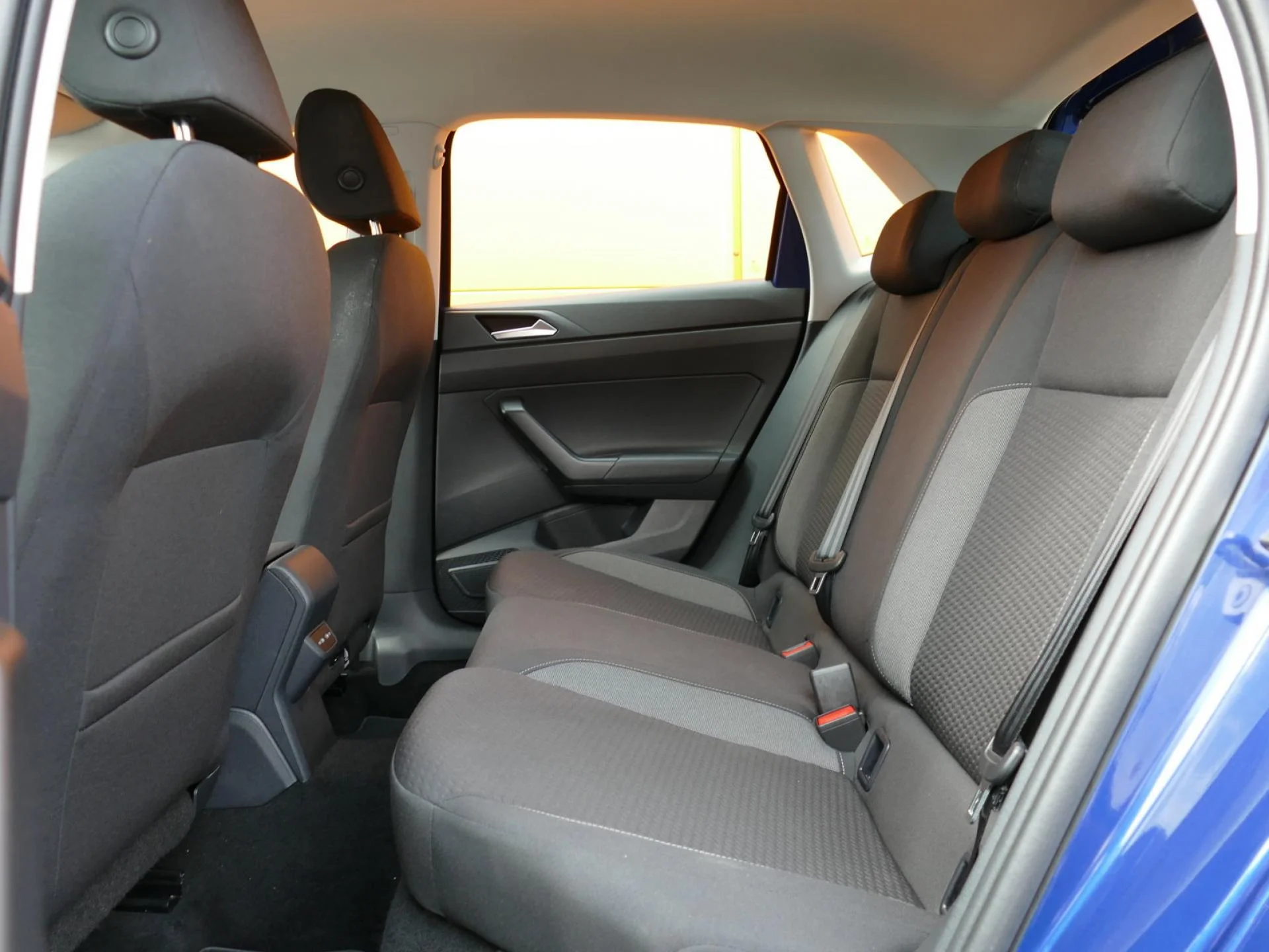 VOLKSWAGEN POLO - Miniature 7 sur 32 - Cliquer pour voir cette photo