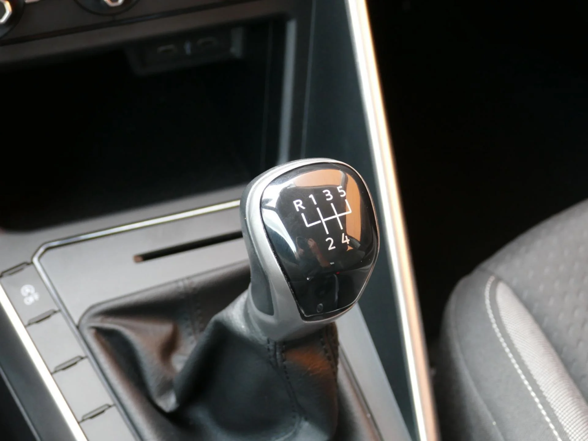 VOLKSWAGEN POLO - Miniature 19 sur 32 - Cliquer pour voir cette photo