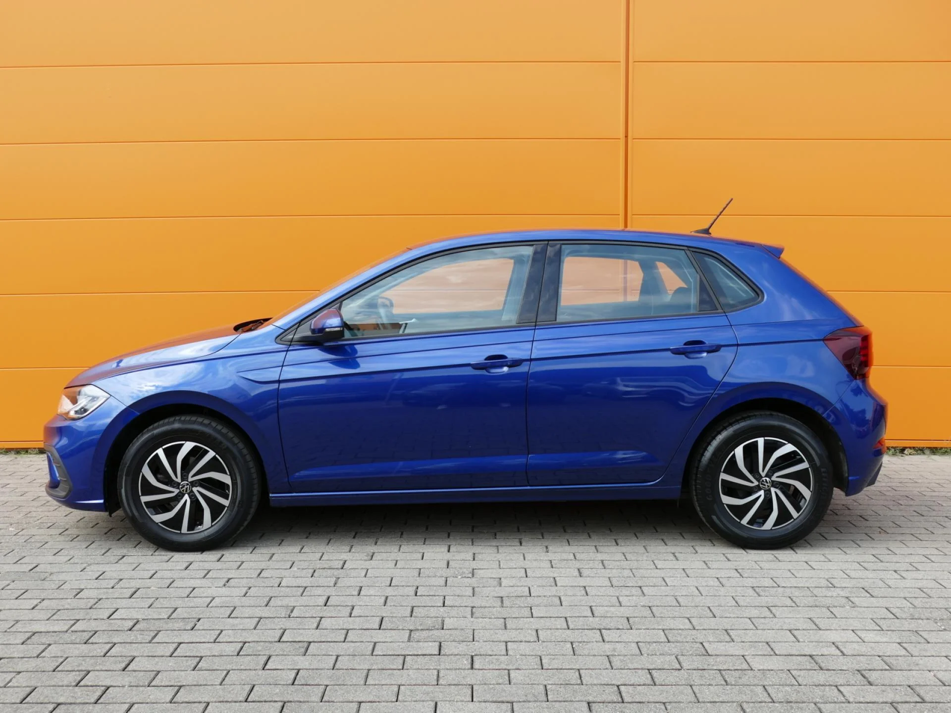 VOLKSWAGEN POLO - Miniature 3 sur 32 - Cliquer pour voir cette photo