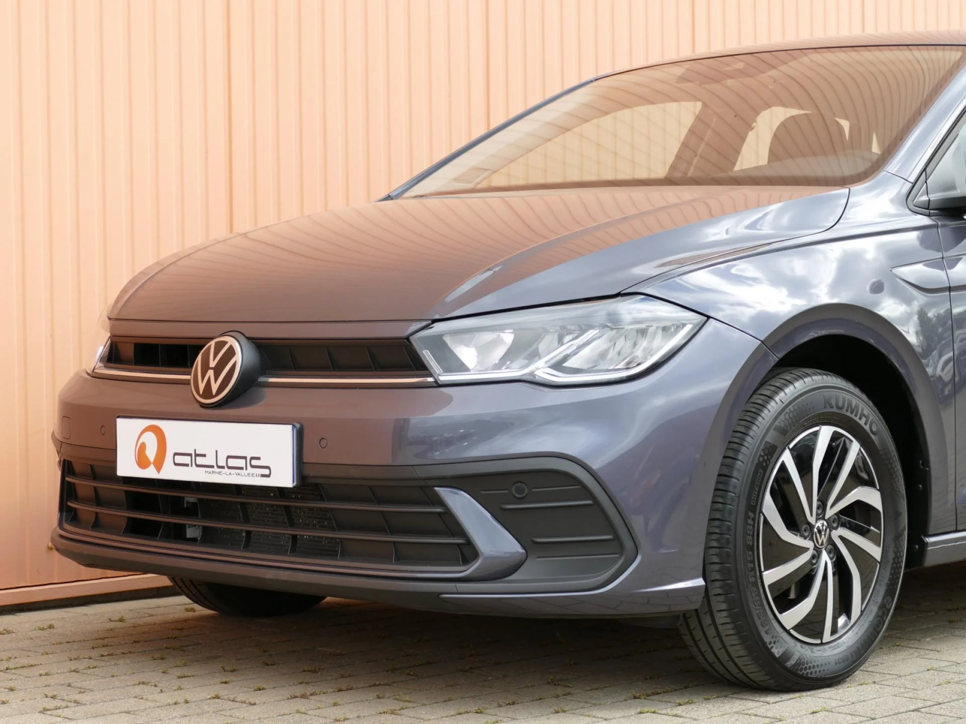 VOLKSWAGEN POLO - Miniature 19 sur 21 - Cliquer pour voir cette photo