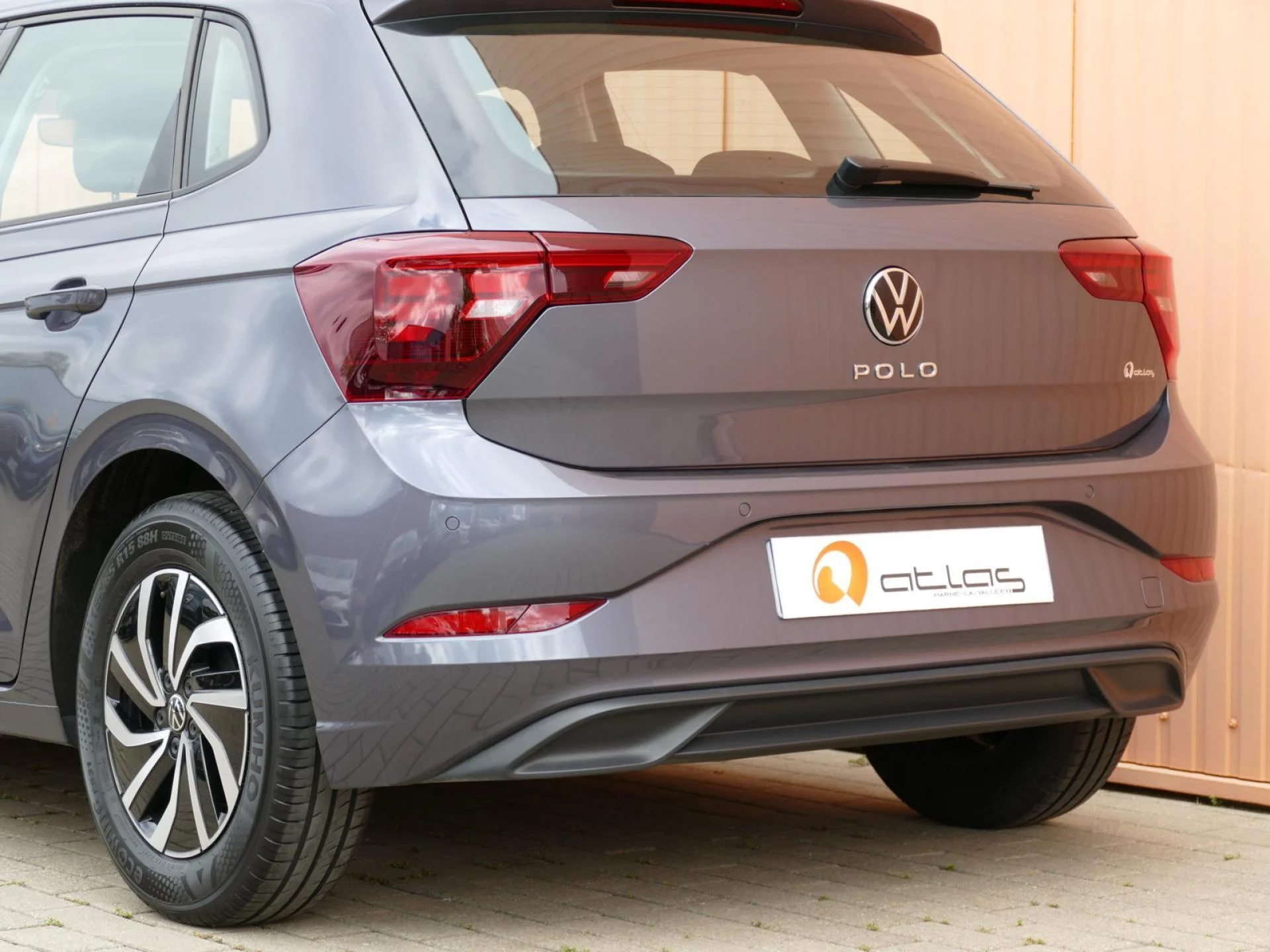 VOLKSWAGEN POLO - Miniature 20 sur 21 - Cliquer pour voir cette photo