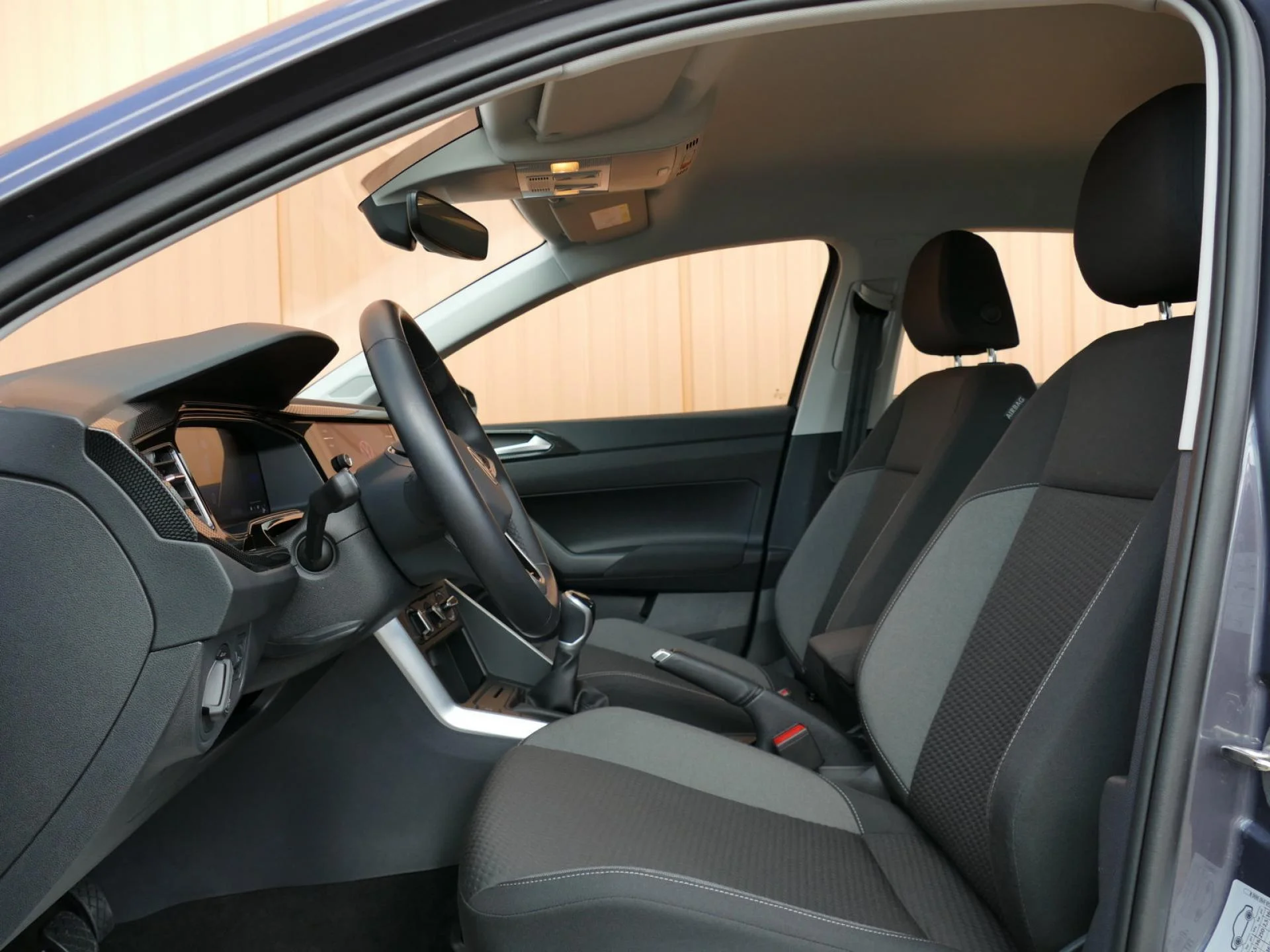 VOLKSWAGEN POLO - Miniature 6 sur 21 - Cliquer pour voir cette photo