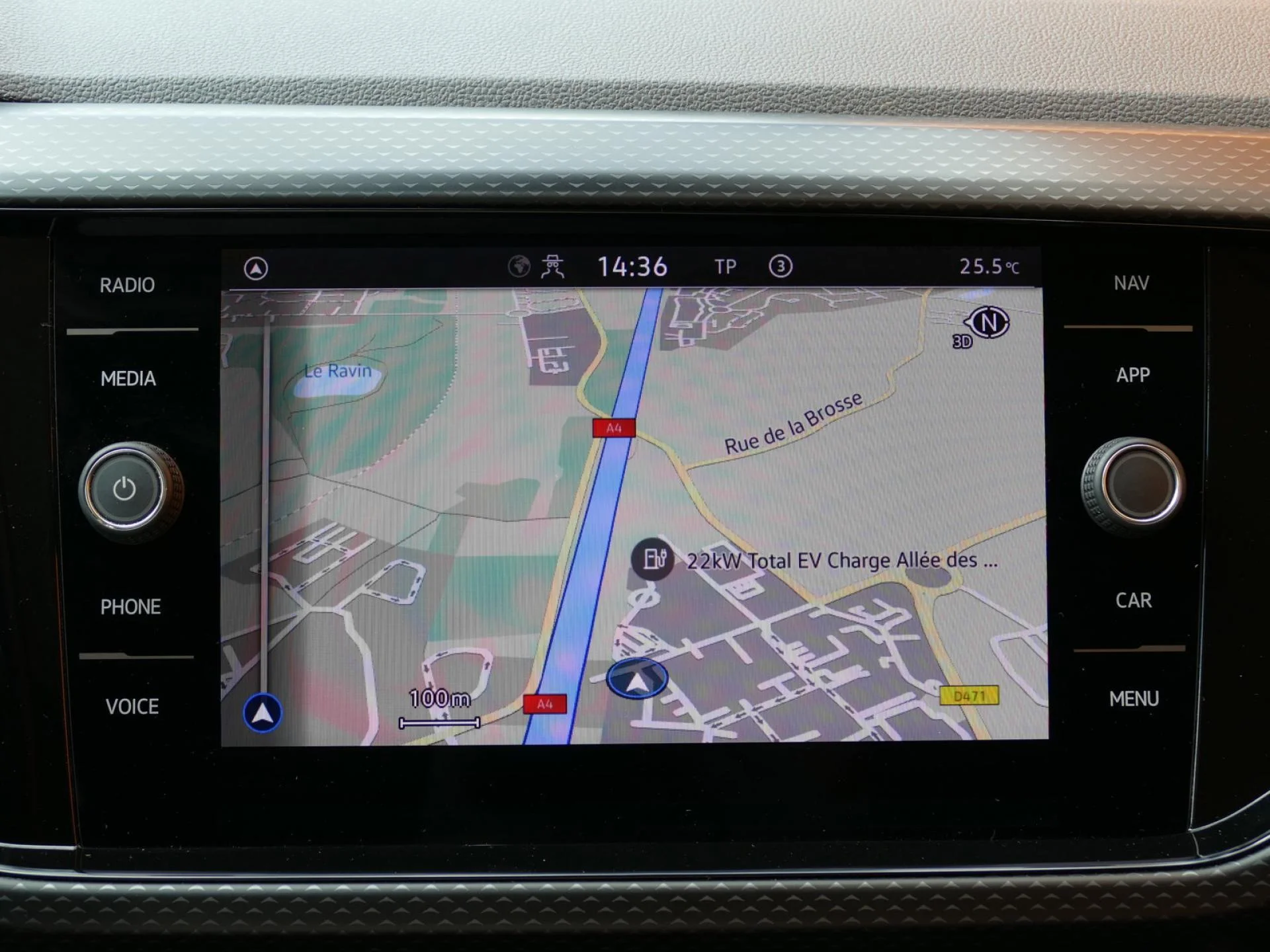 VOLKSWAGEN T-CROSS - Miniature 10 sur 31 - Cliquer pour voir cette photo