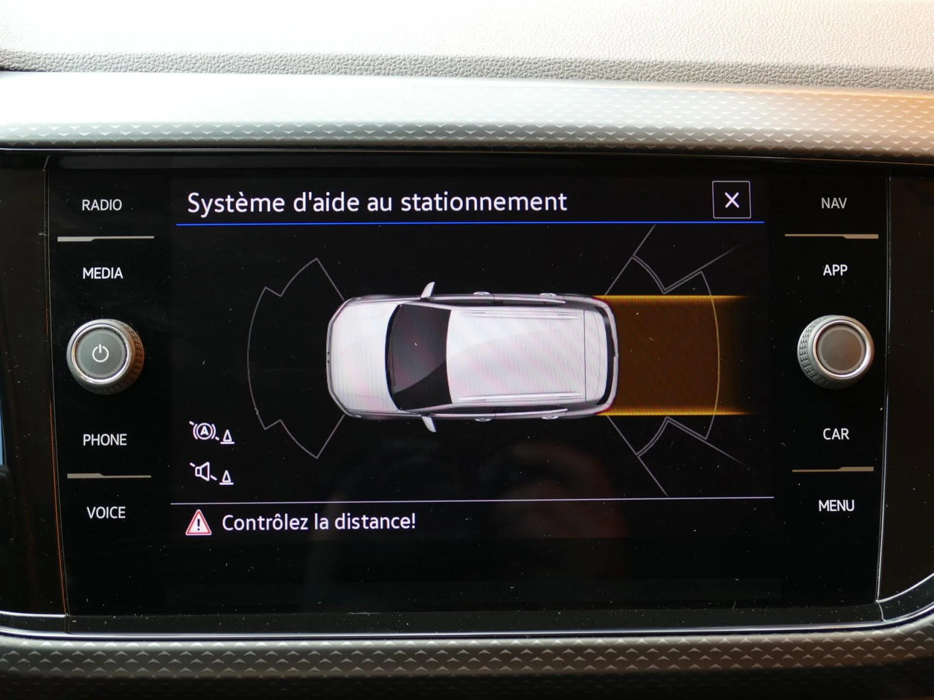 VOLKSWAGEN T-CROSS - Miniature 11 sur 31 - Cliquer pour voir cette photo