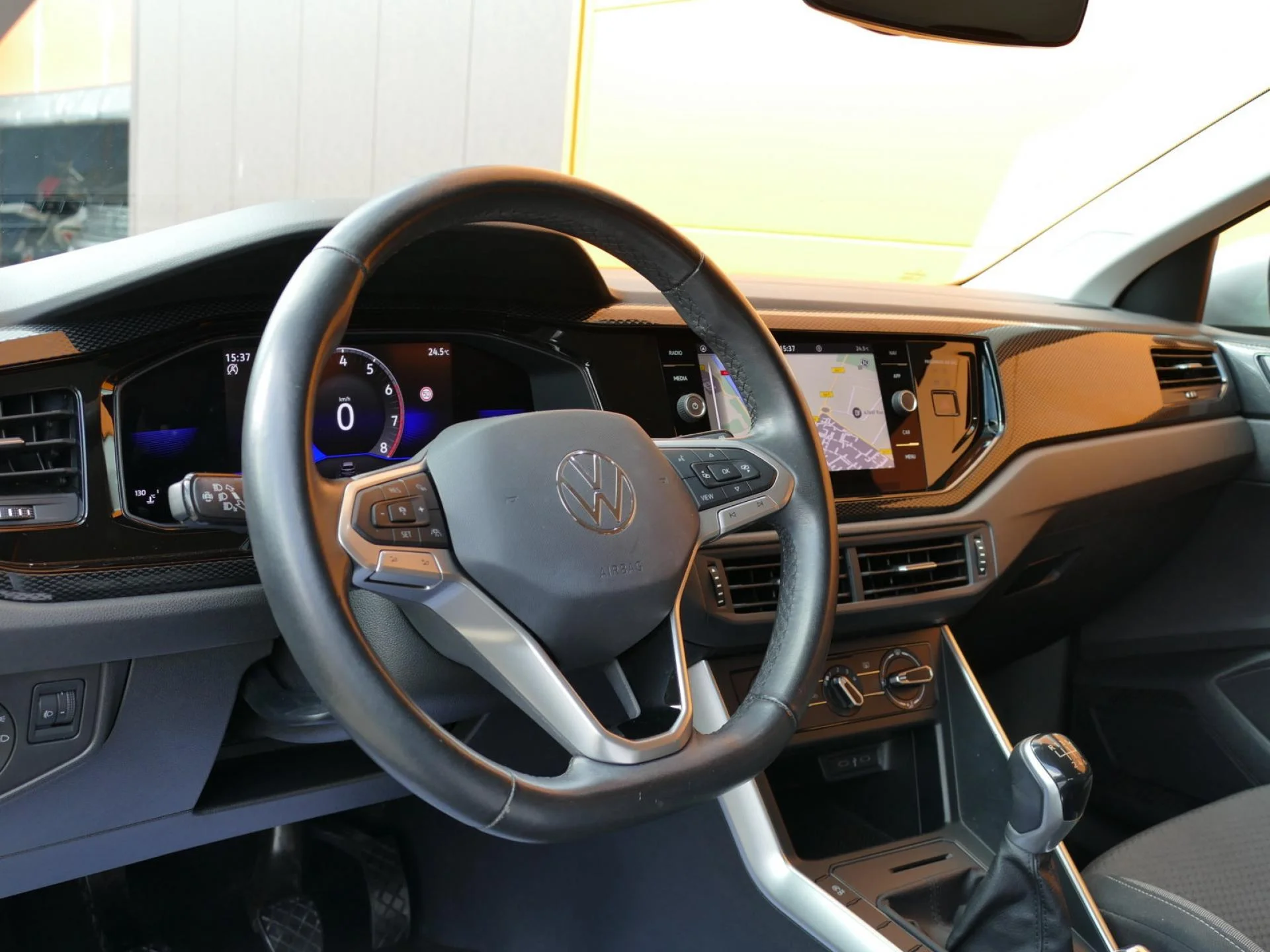 VOLKSWAGEN TAIGO - Miniature 14 sur 24 - Cliquer pour voir cette photo