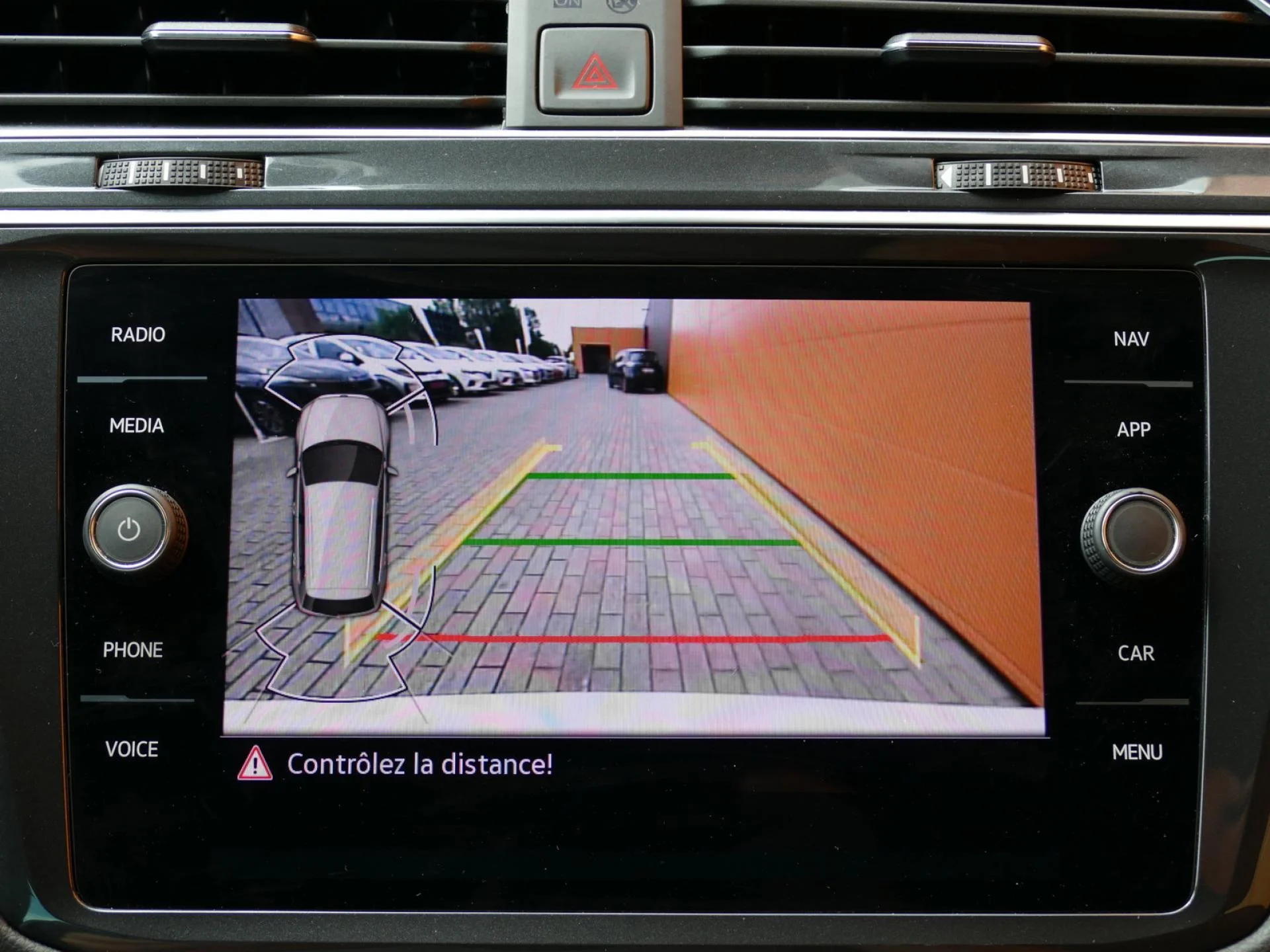 VOLKSWAGEN TIGUAN - Miniature 10 sur 33 - Cliquer pour voir cette photo